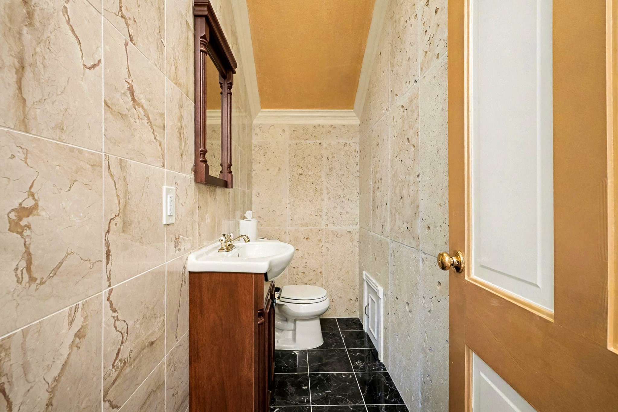 1200 Davenport Parkway Property Photo 37