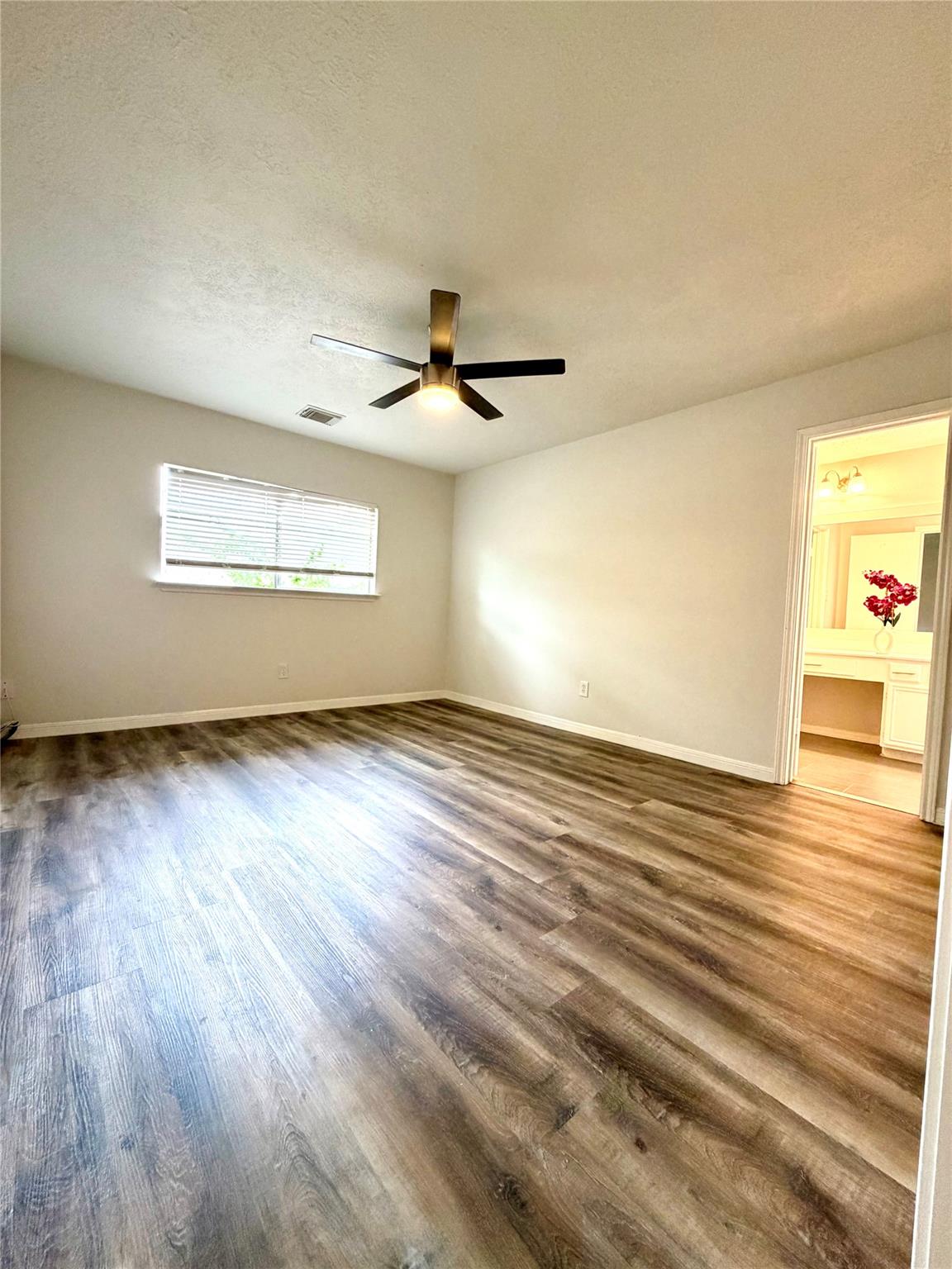 19114 Indian Grass Drive Property Photo 11