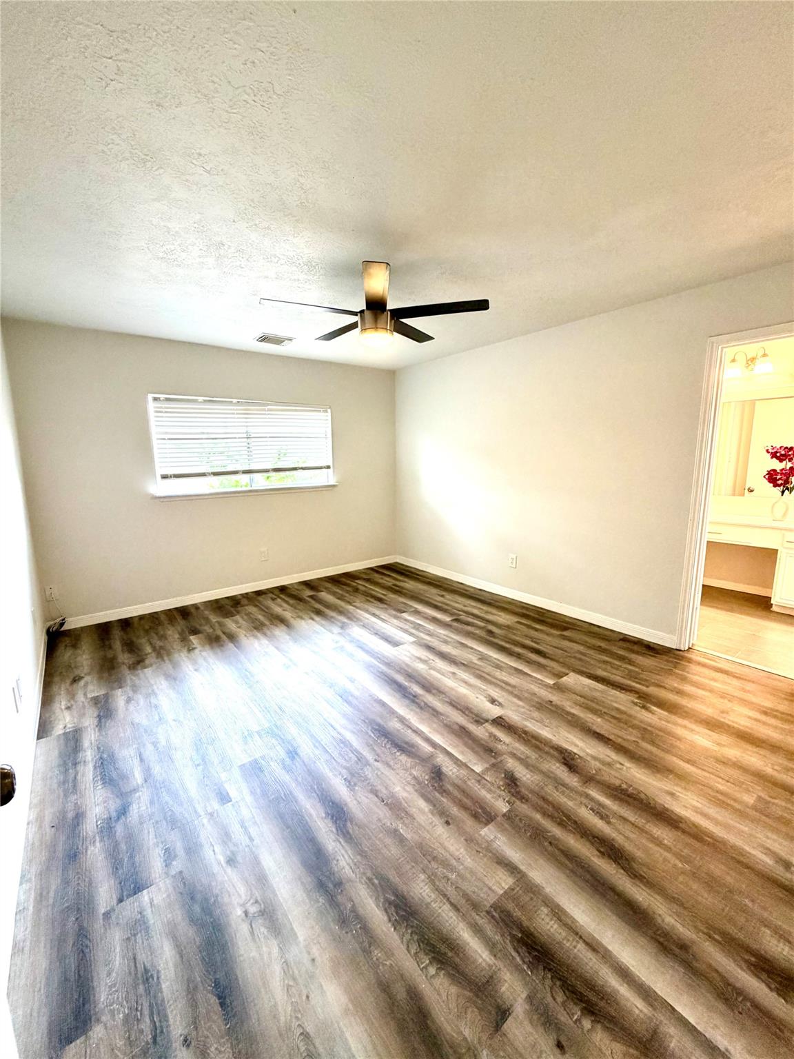 19114 Indian Grass Drive Property Photo 15