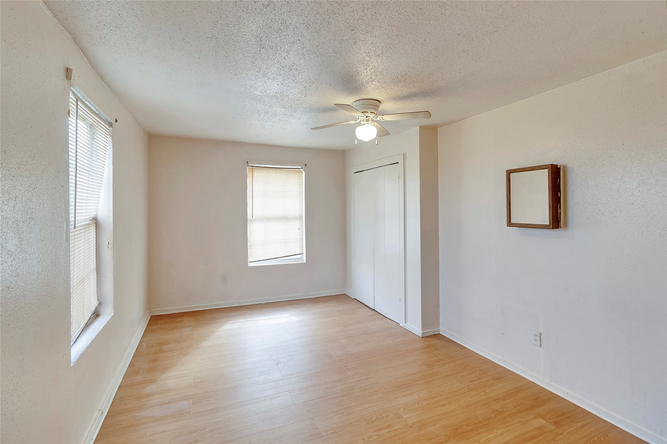 4233 Dupont Street A Property Photo 7