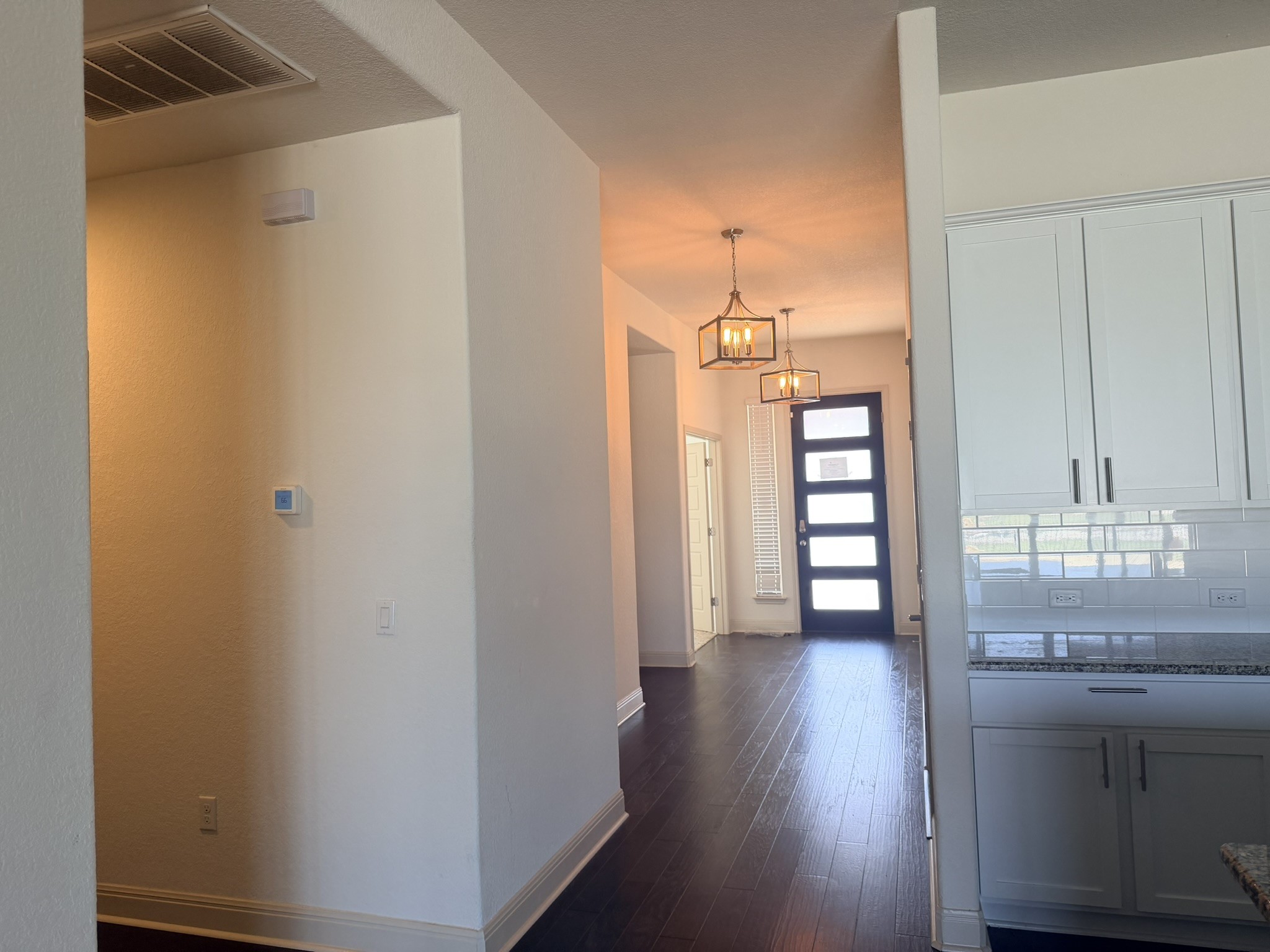 16824 Aventura Avenue Property Photo 7