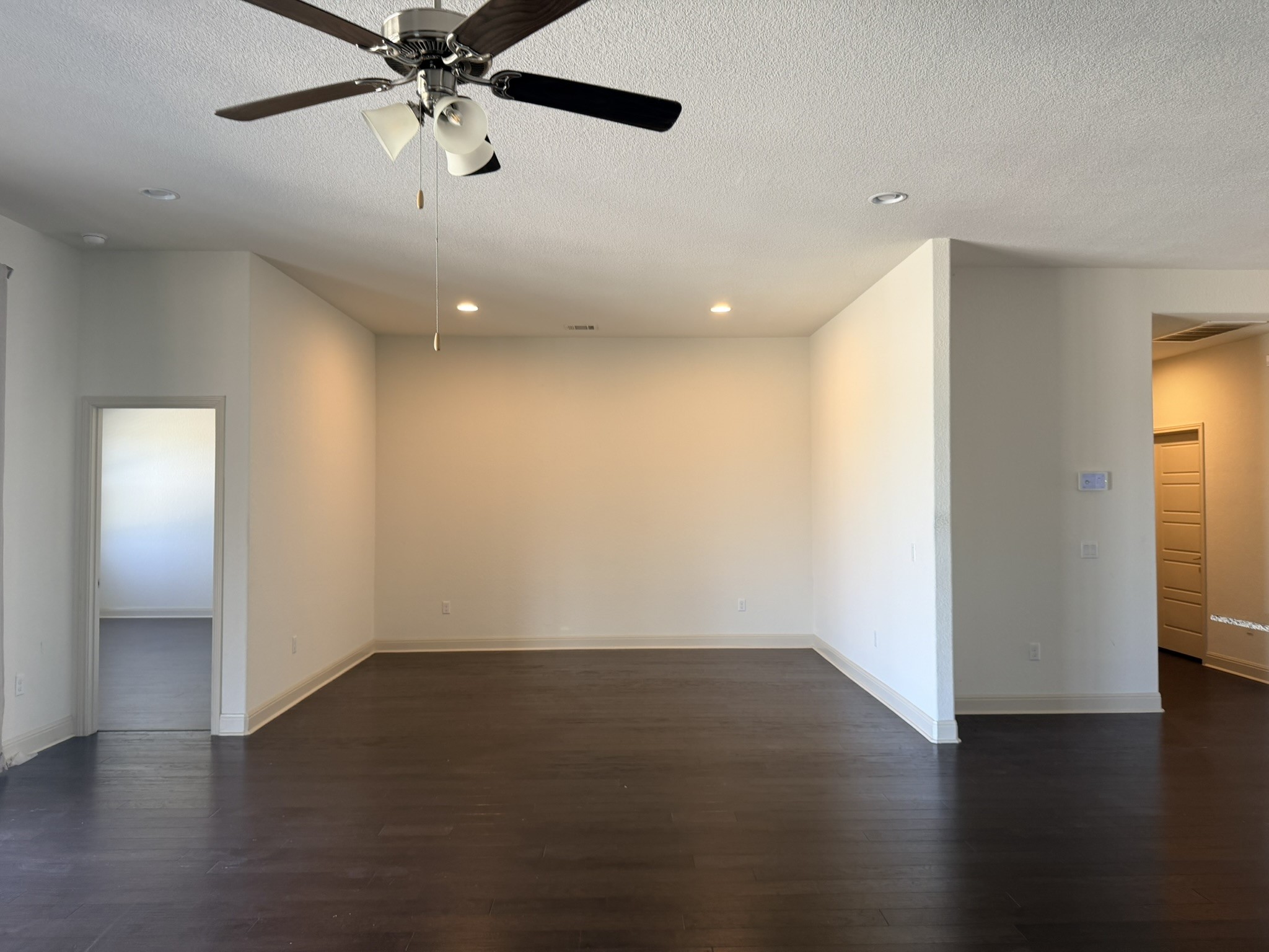 16824 Aventura Avenue Property Photo 9