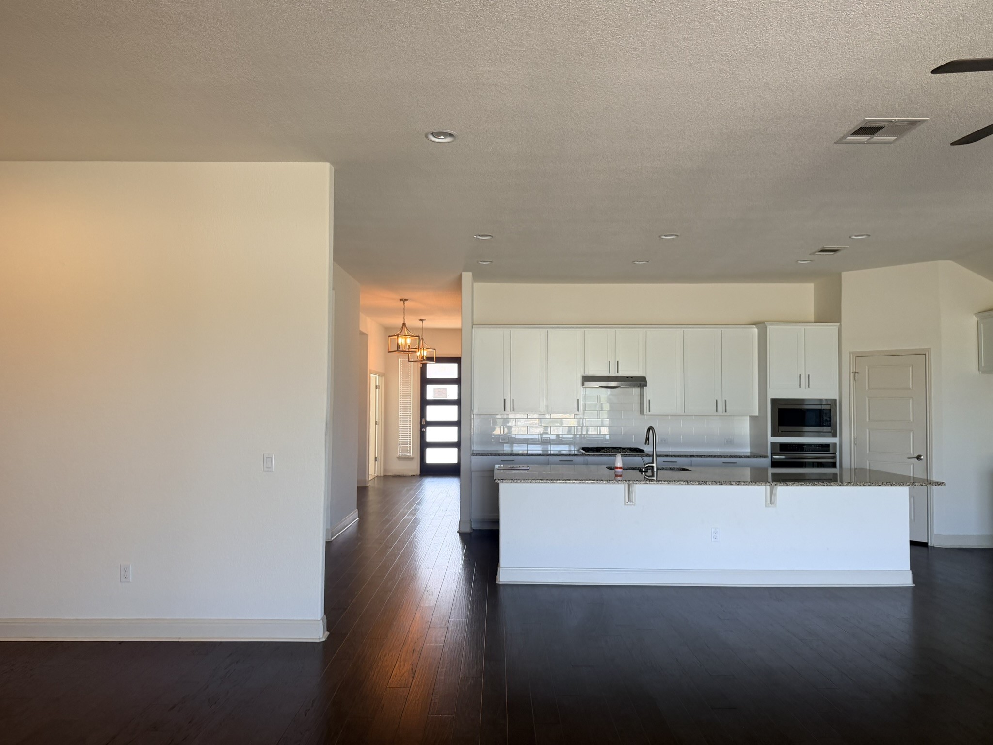 16824 Aventura Avenue Property Photo 13