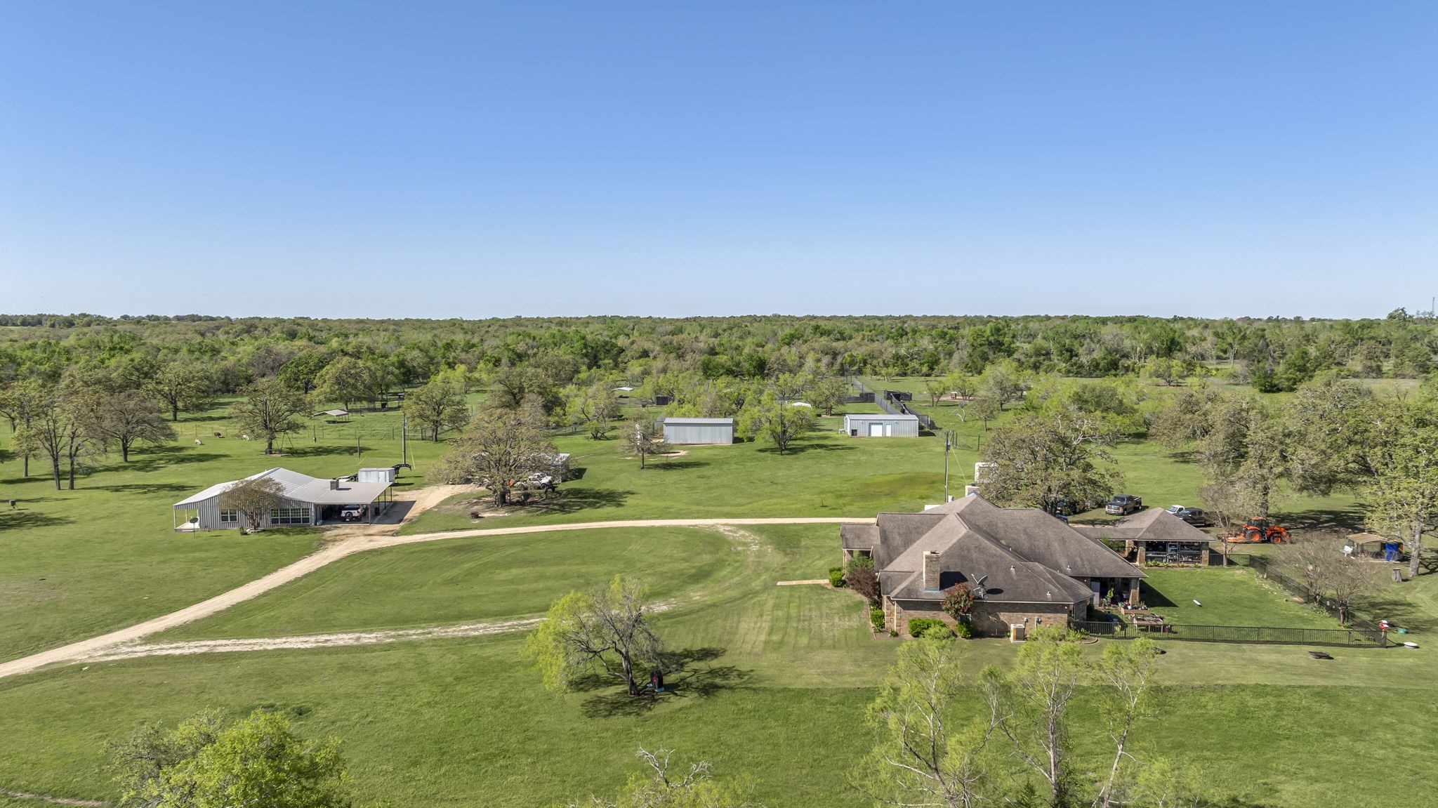 1692 E Highway 79 Property Photo 7