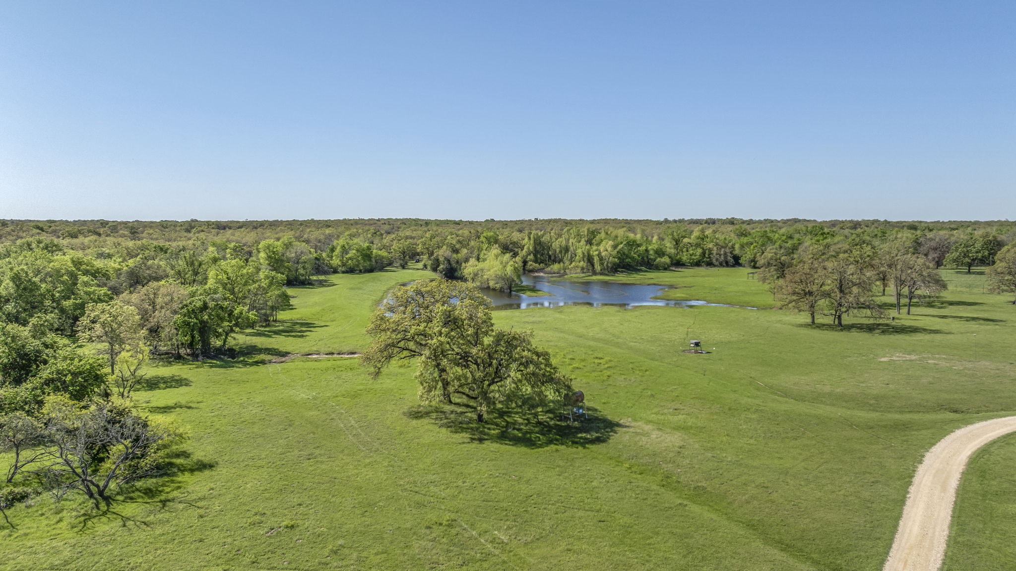 1692 E Highway 79 Property Photo 42