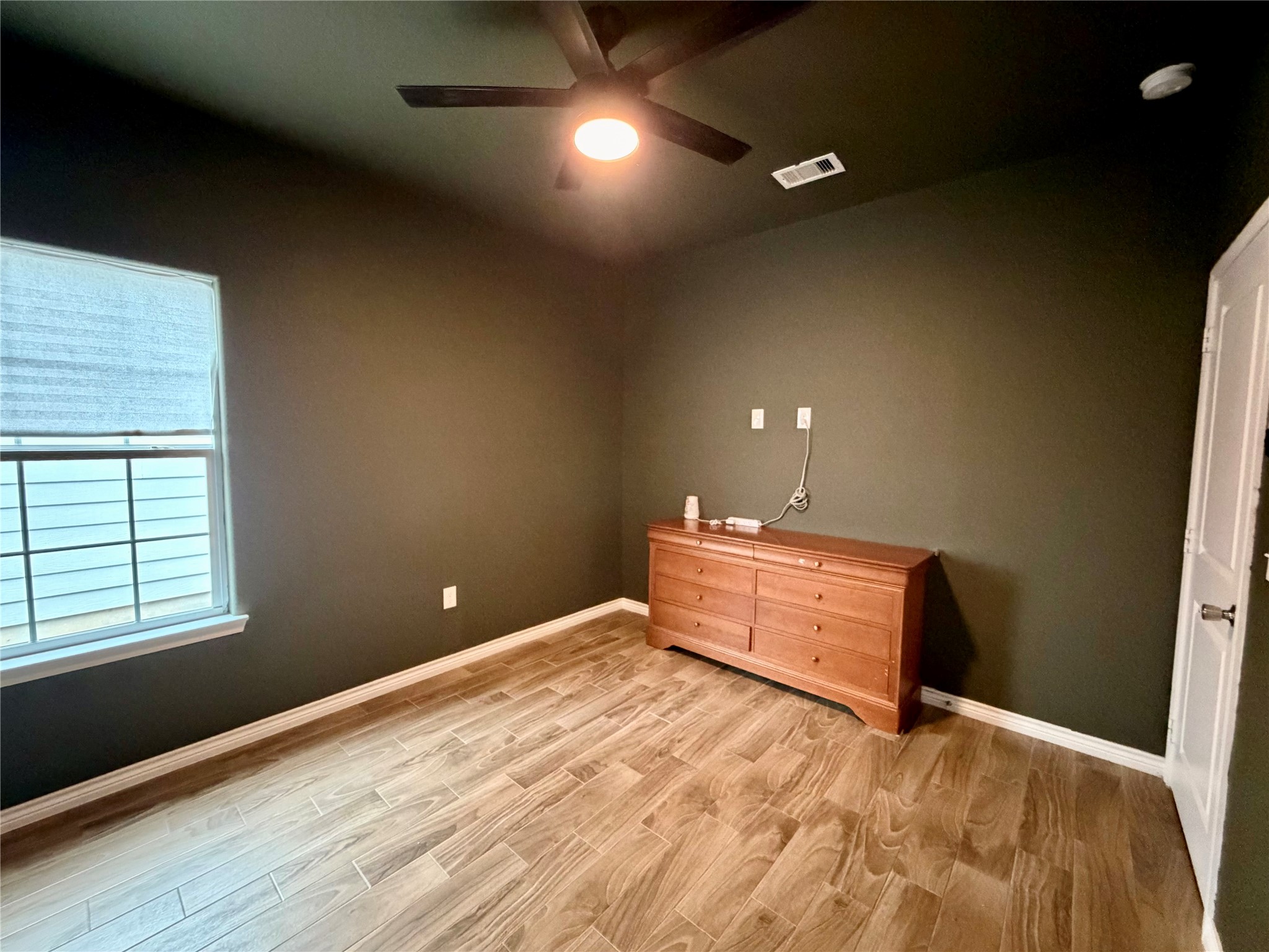 16601 E Ivanhoe Property Photo 9