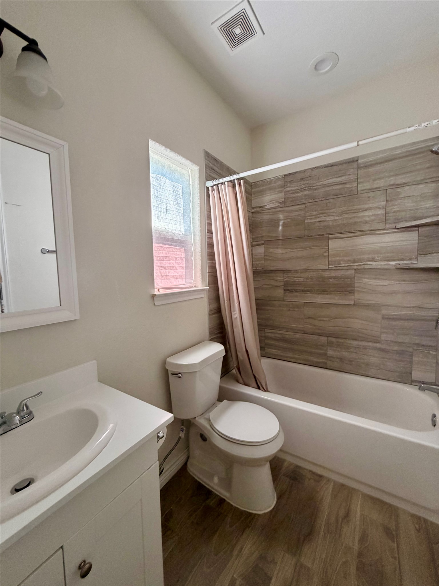 16601 E Ivanhoe Property Photo 13