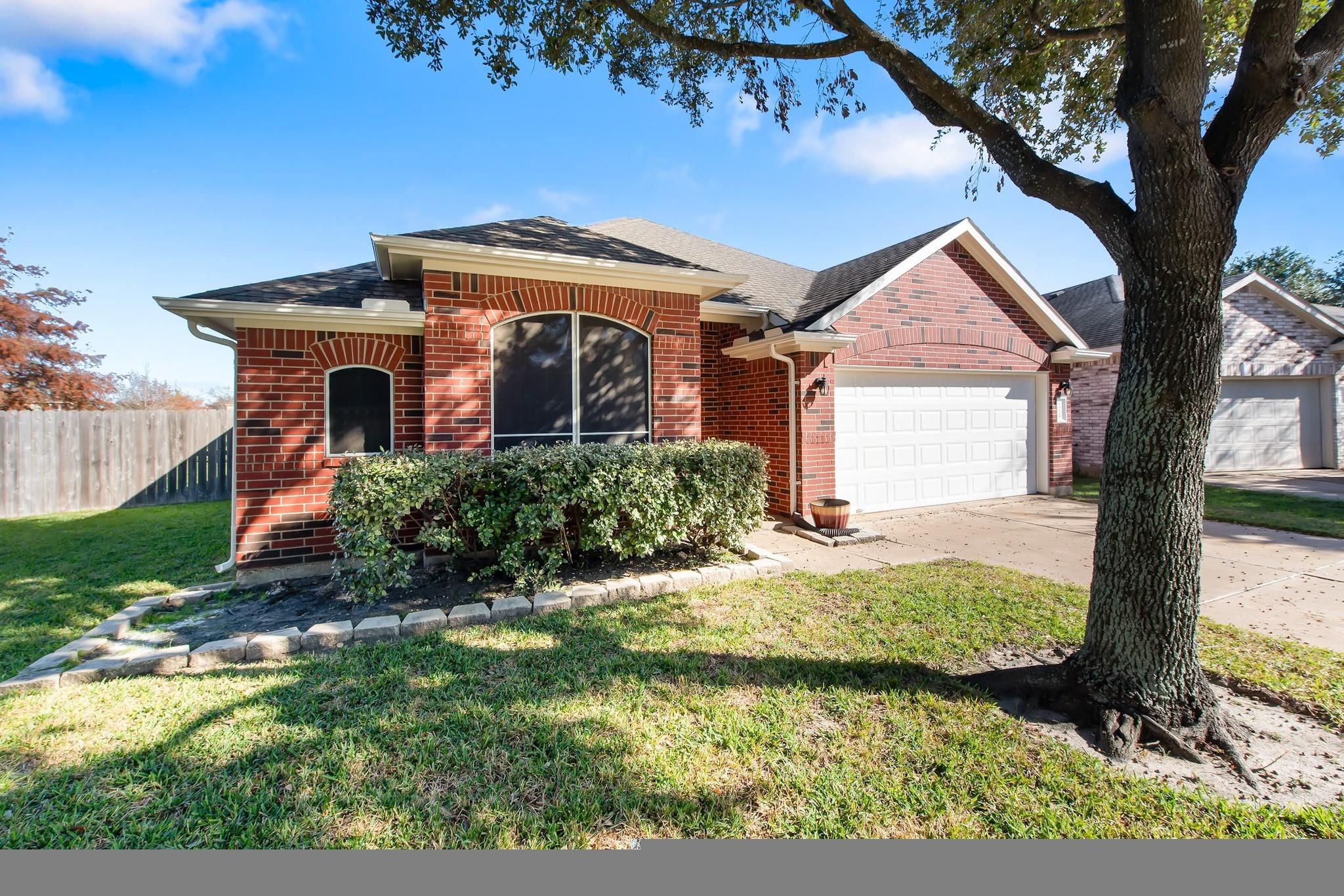 14614 Gearen Court Property Photo 2
