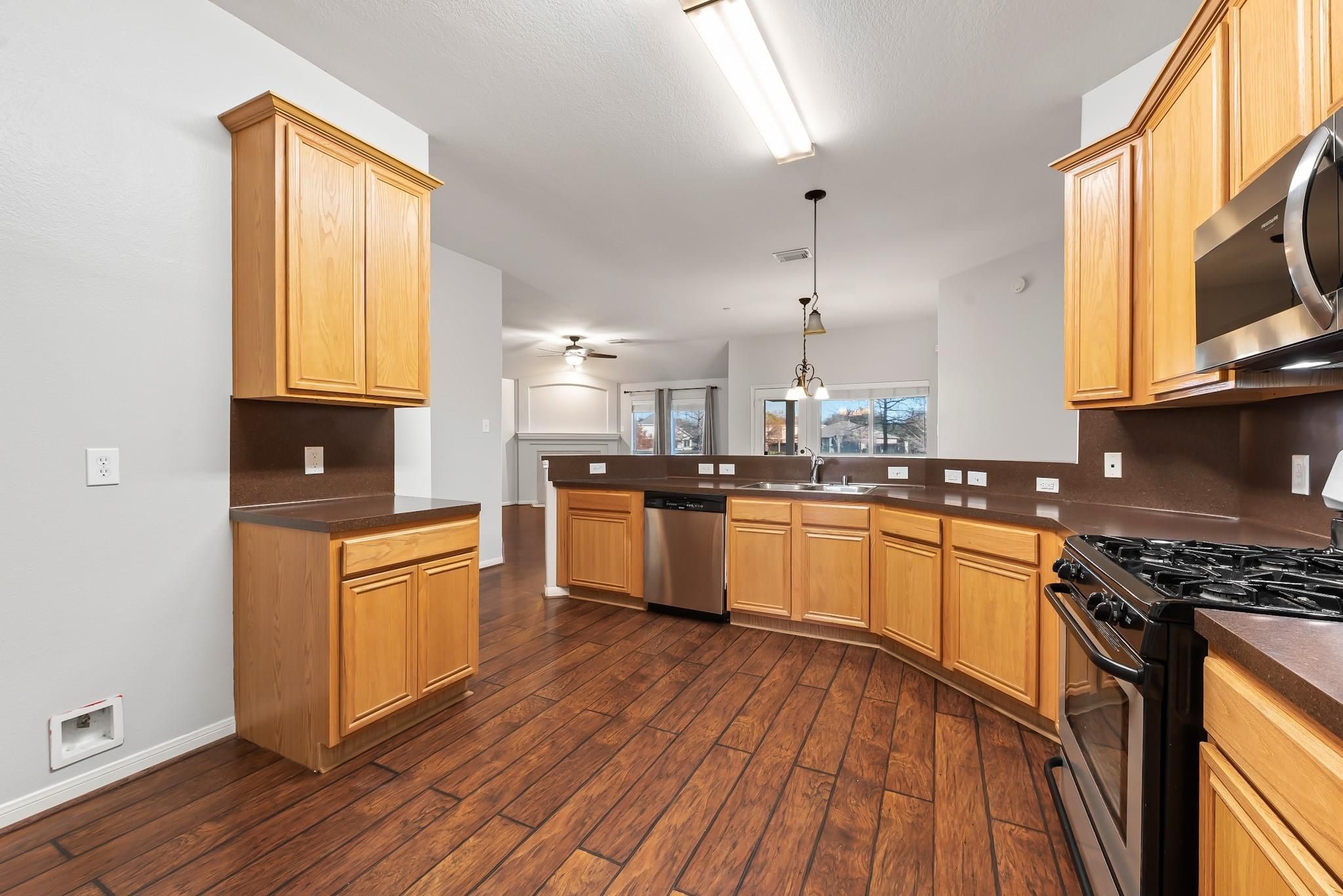 14614 Gearen Court Property Photo 11