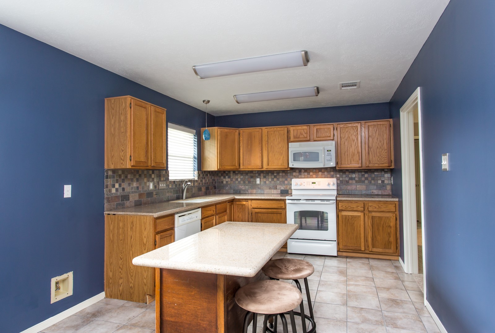 5007 Oaksedge Lane Property Photo 10