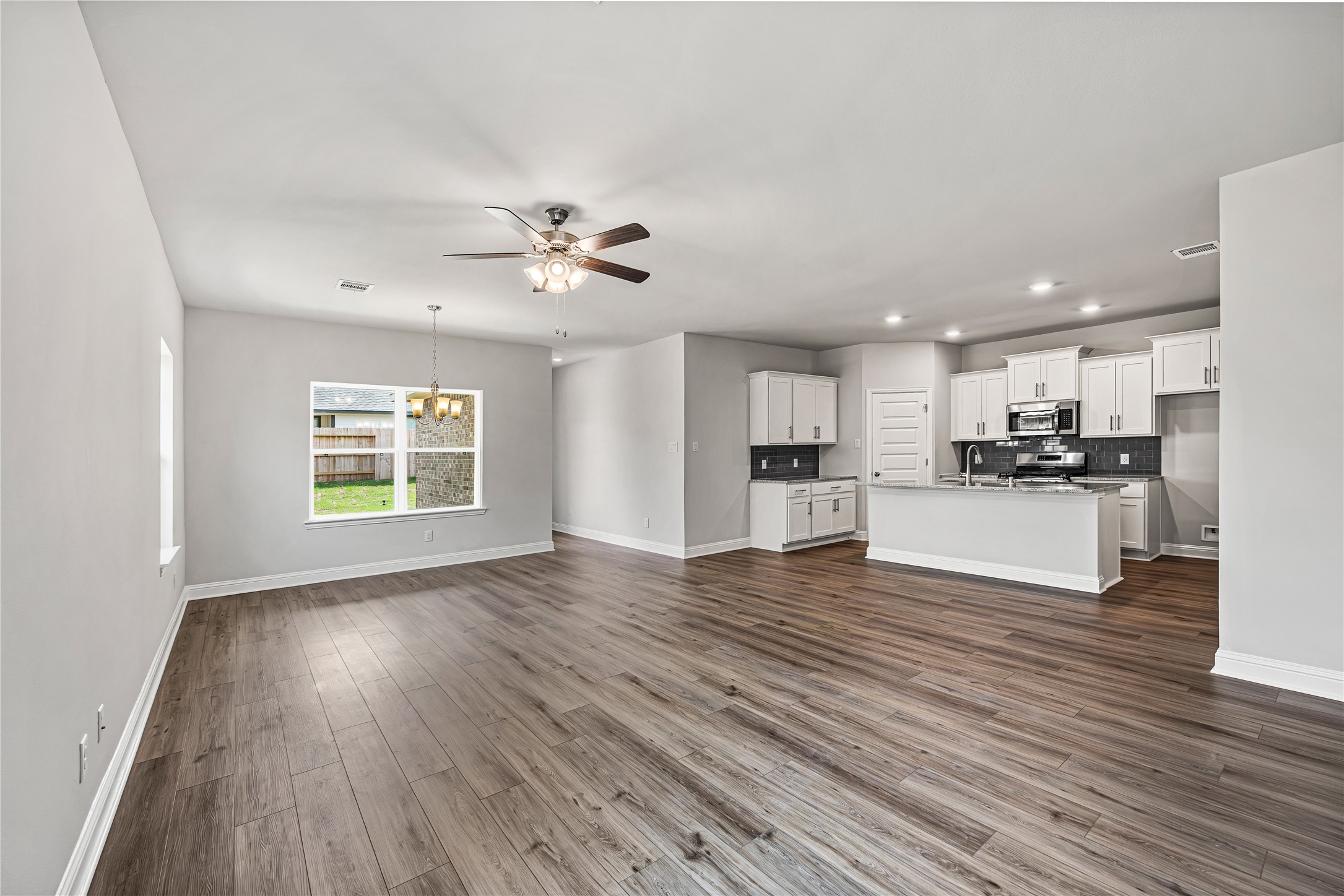 12859 Lime Stone Lane Property Photo 3
