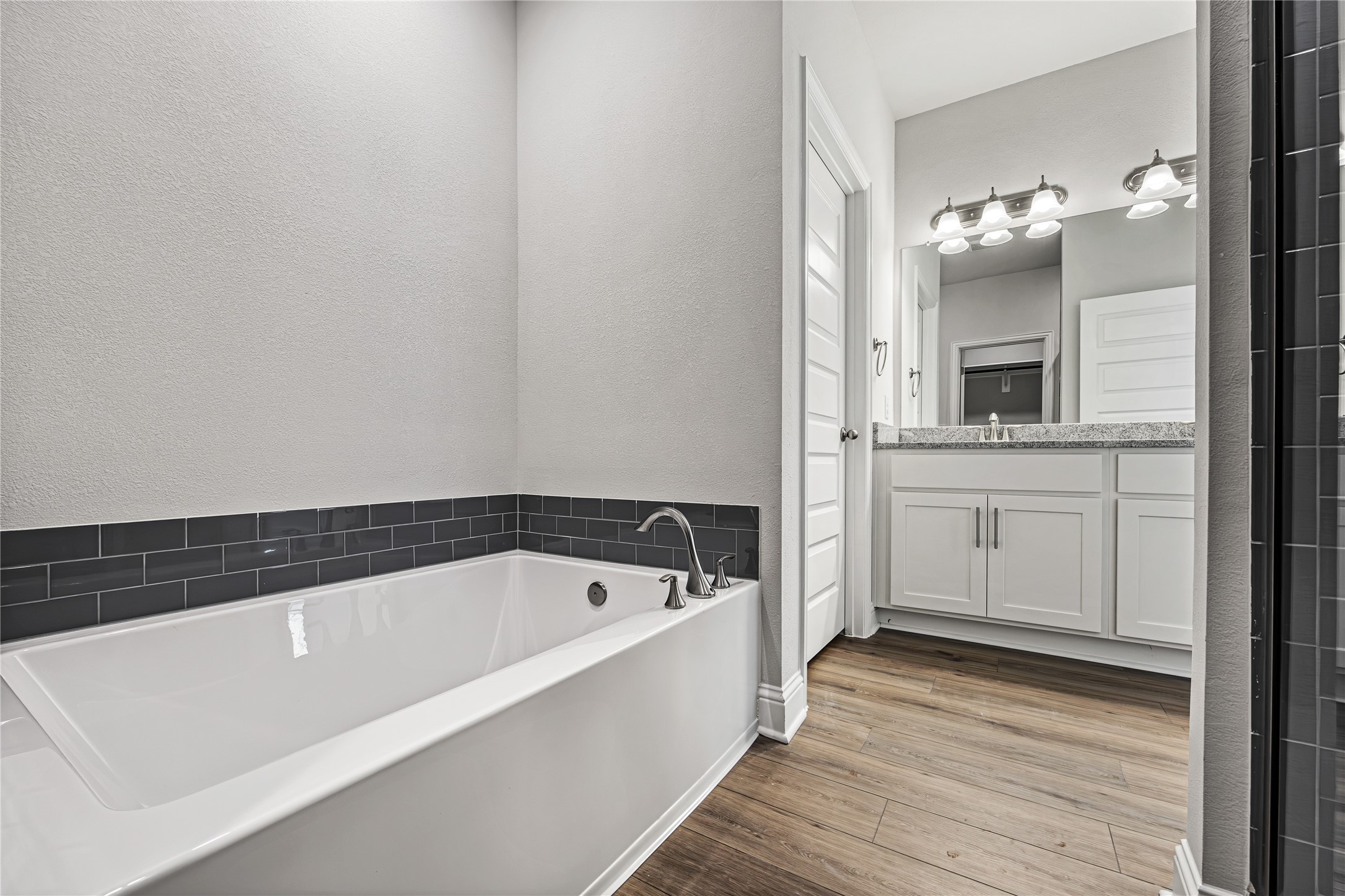12859 Lime Stone Lane Property Photo 8