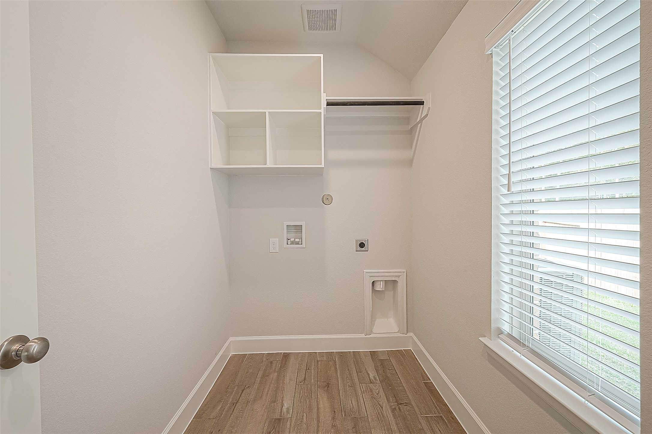 213 Mccrea Court Property Photo 23