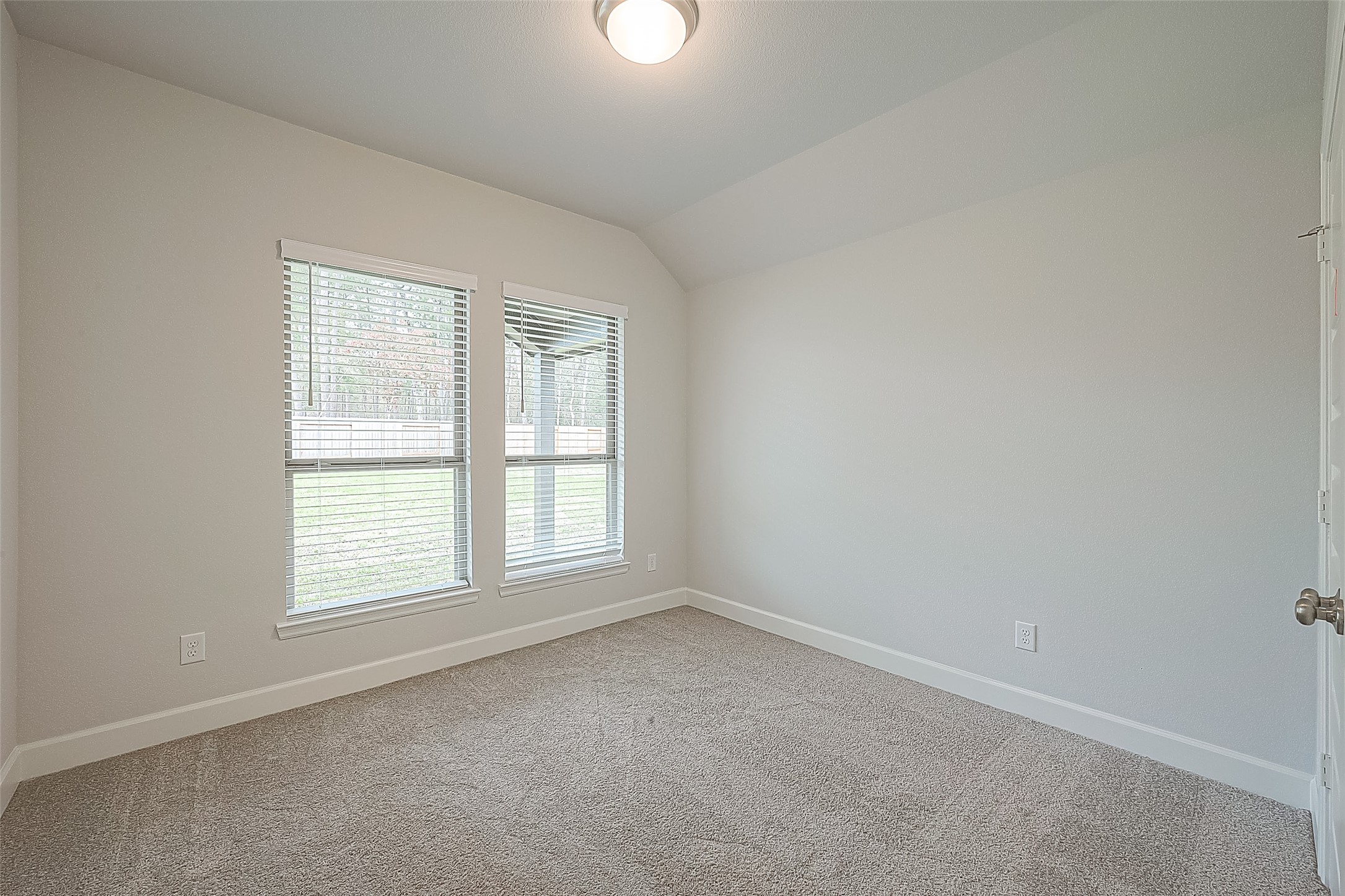 213 Mccrea Court Property Photo 32