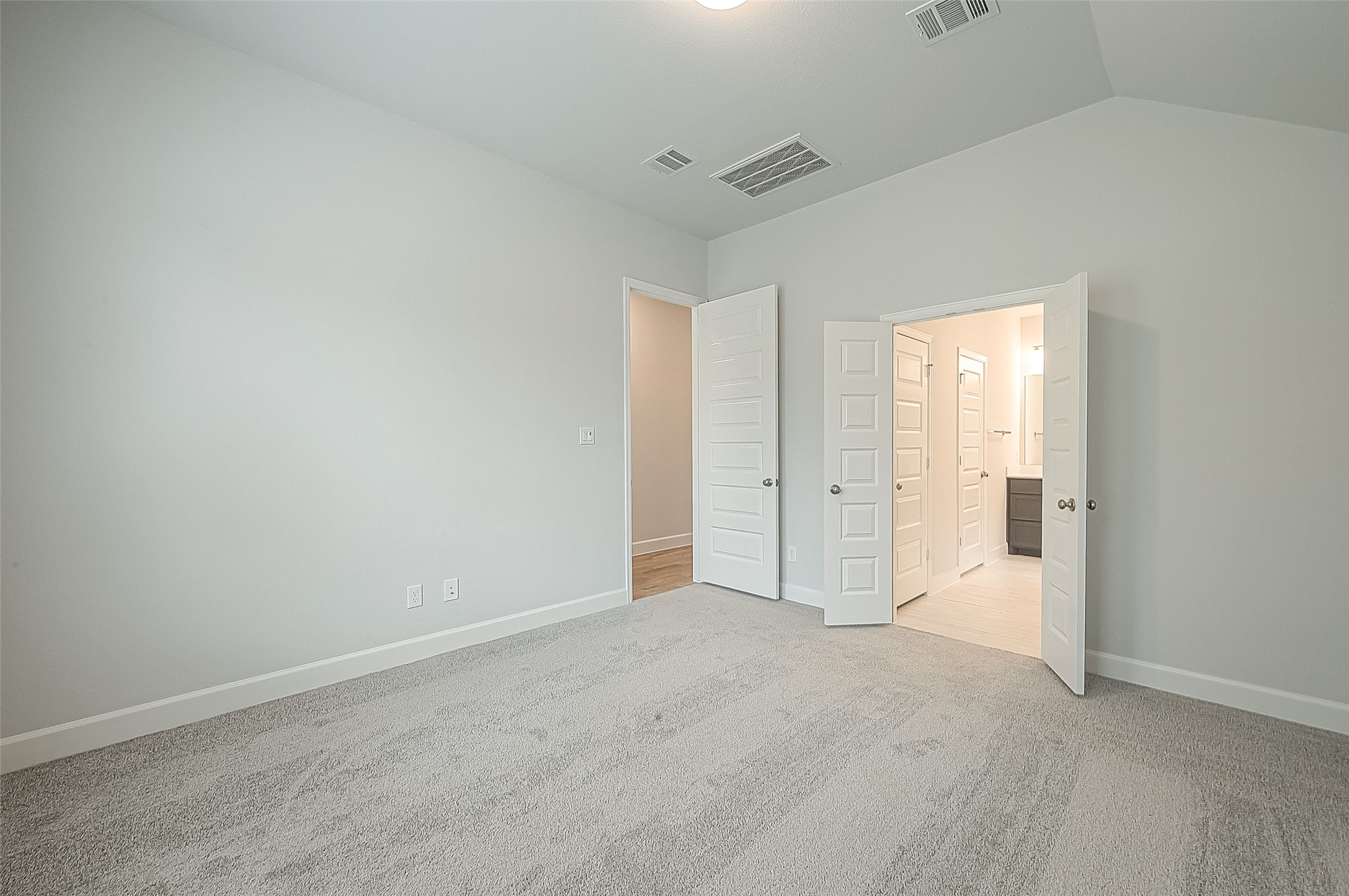 213 Mccrea Court Property Photo 38