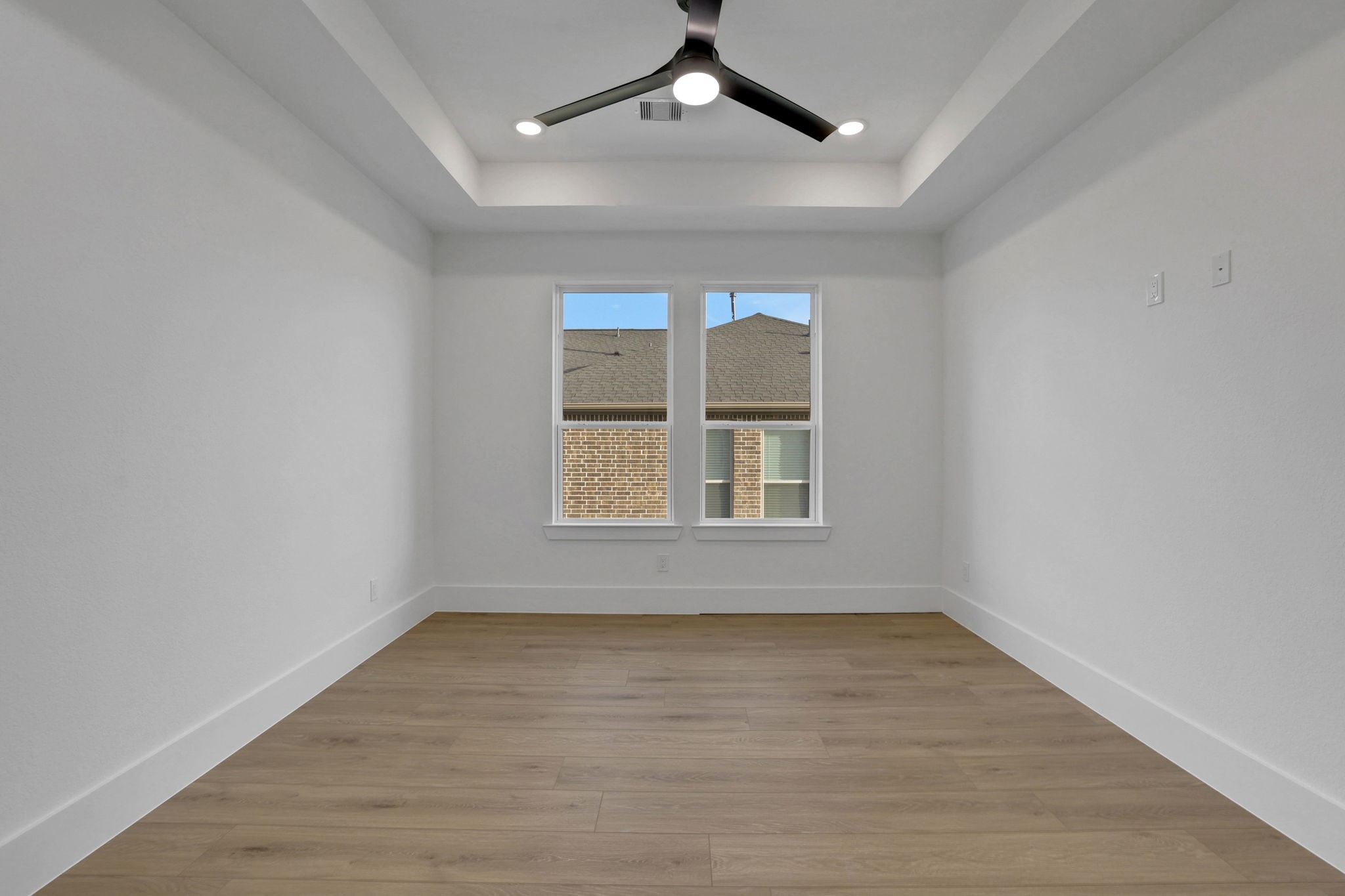 18 Waterford Way Property Photo 25
