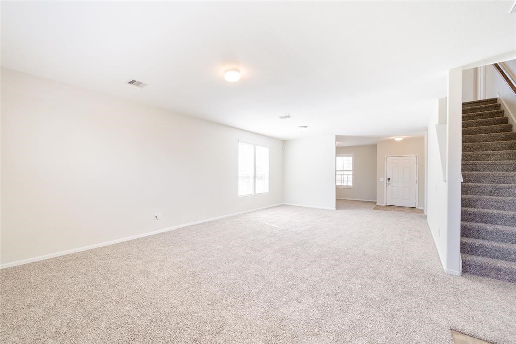 15810 Mountain Willow Way Property Photo 8