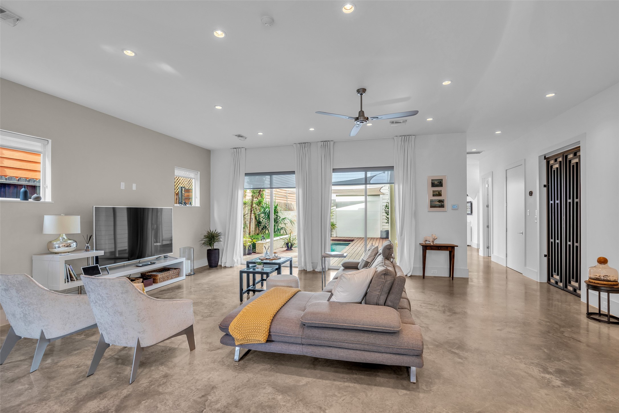 1216 Malone Street Property Photo 15