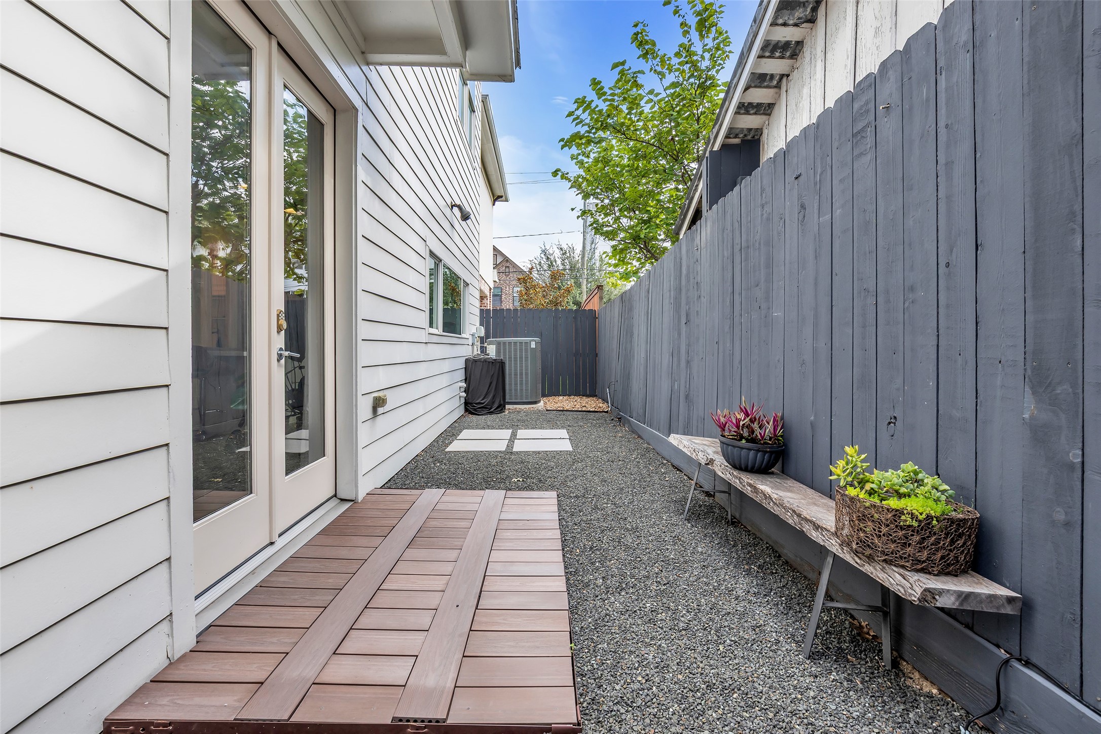 1216 Malone Street Property Photo 31