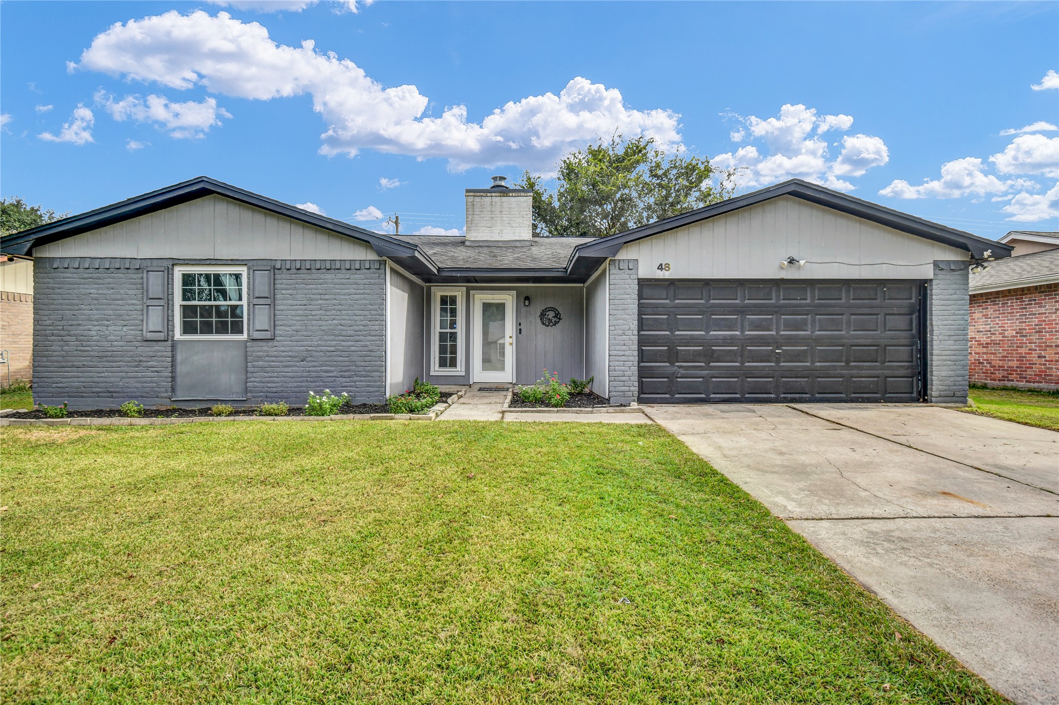 48 Ranch House Loop Property Photo 1