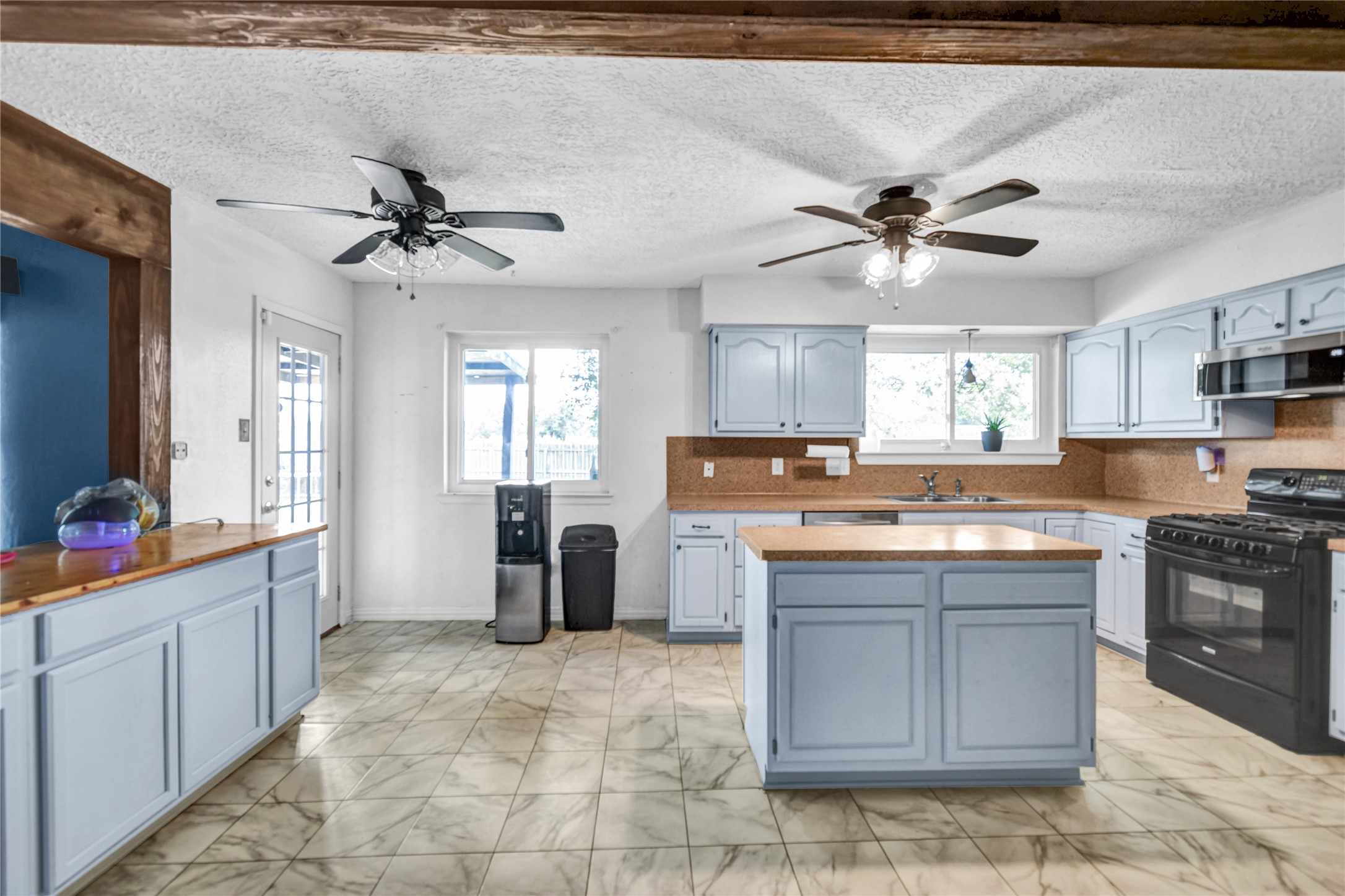 48 Ranch House Loop Property Photo 8