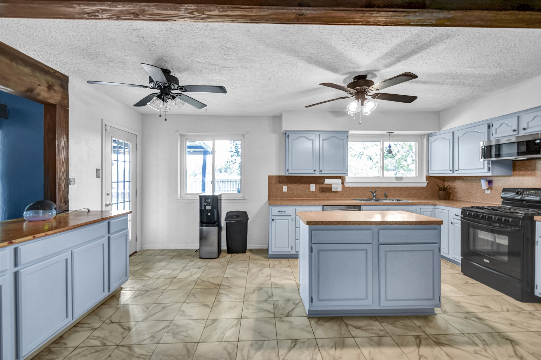 48 Ranch House Loop Property Photo 9