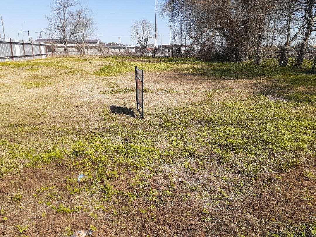 1112 Johnson Street Property Photo 4
