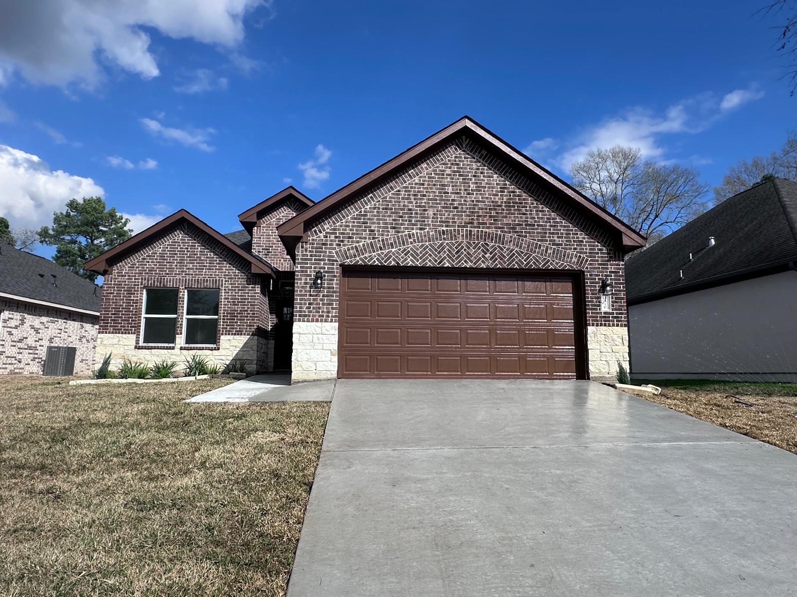 3370 Masters Drive Property Photo 1