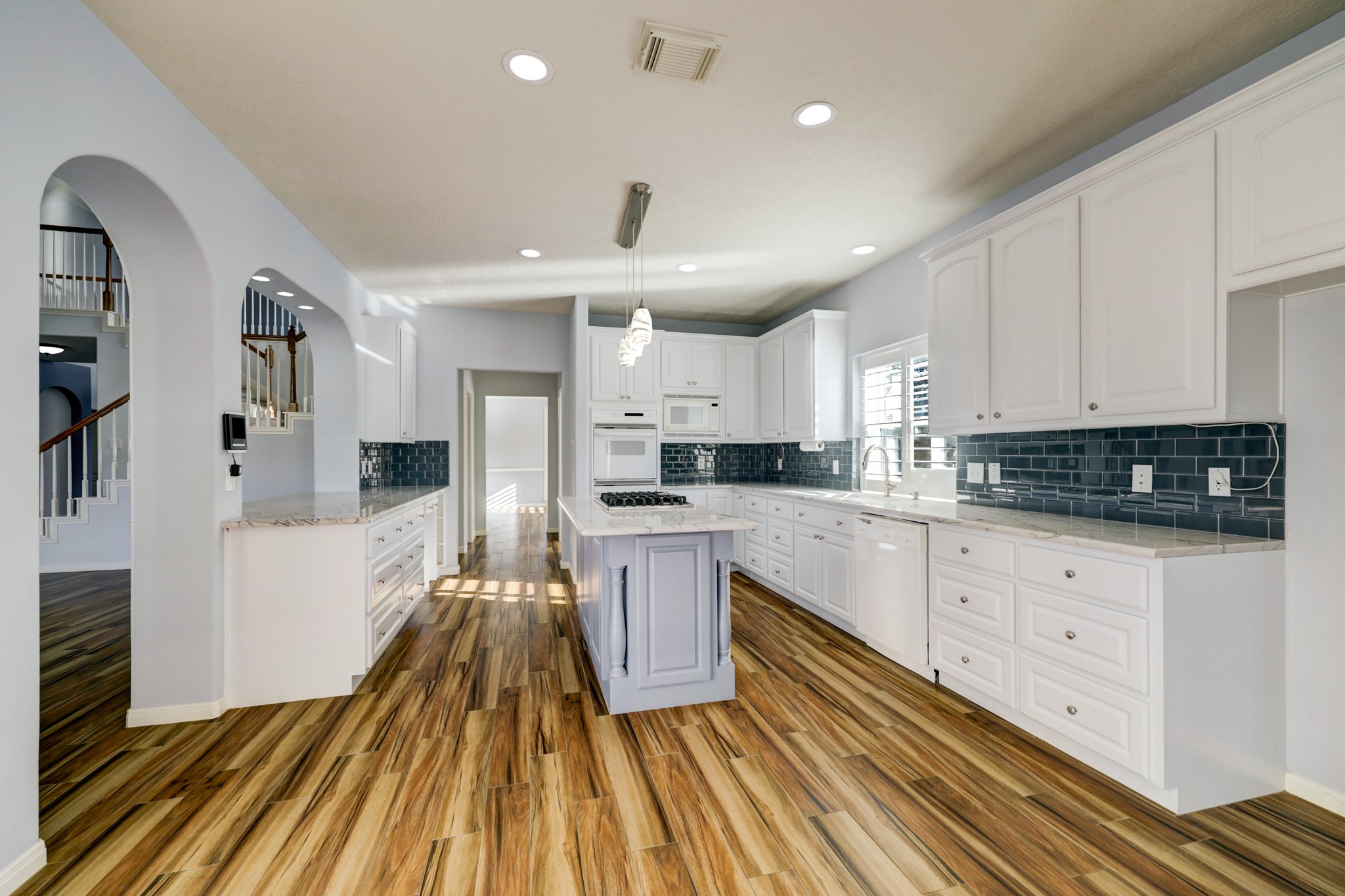 20523 Riverside Pines Drive Property Photo 10