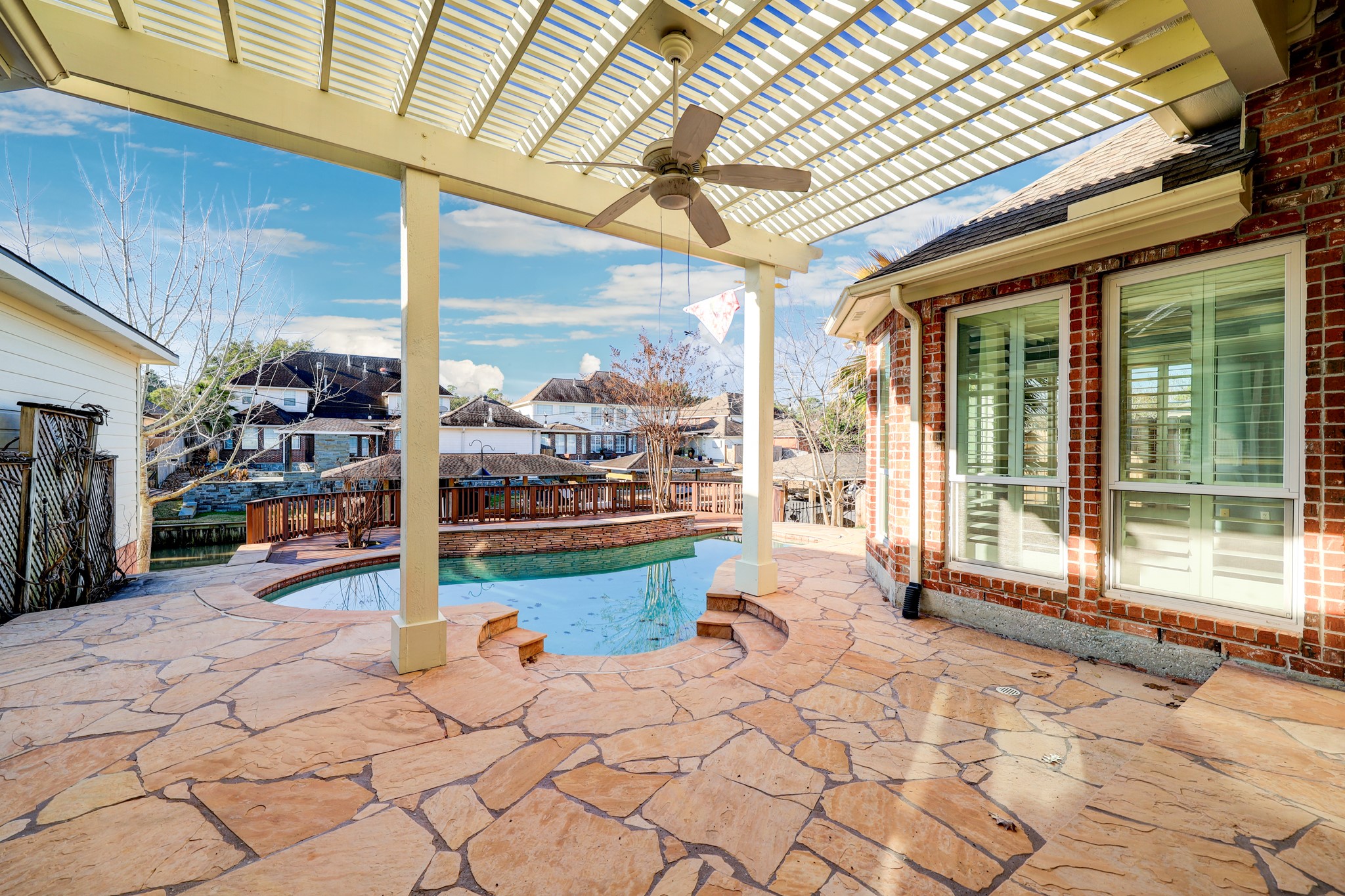 20523 Riverside Pines Drive Property Photo 25