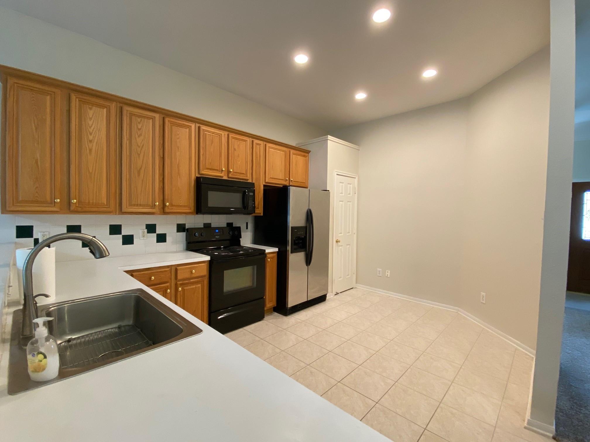 3635 Sheldon Drive Property Photo 8