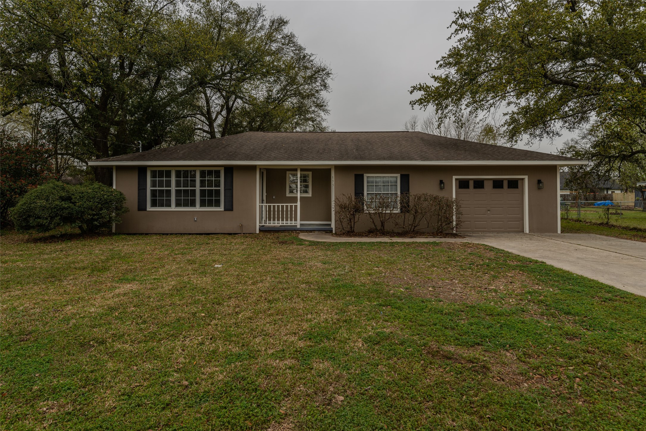 895 Morning Glory Drive Property Photo