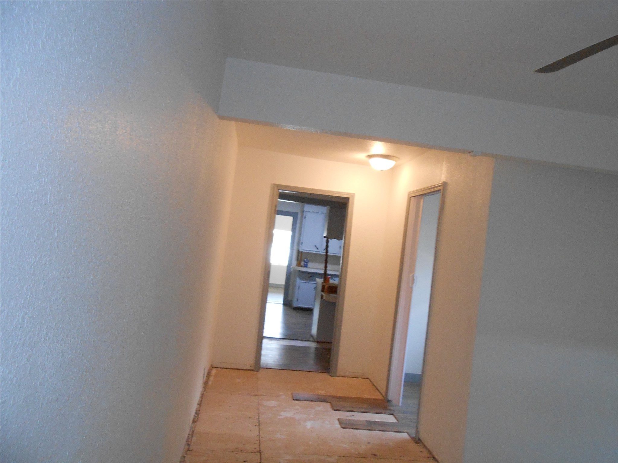 930 W 5th Street Property Photo 13