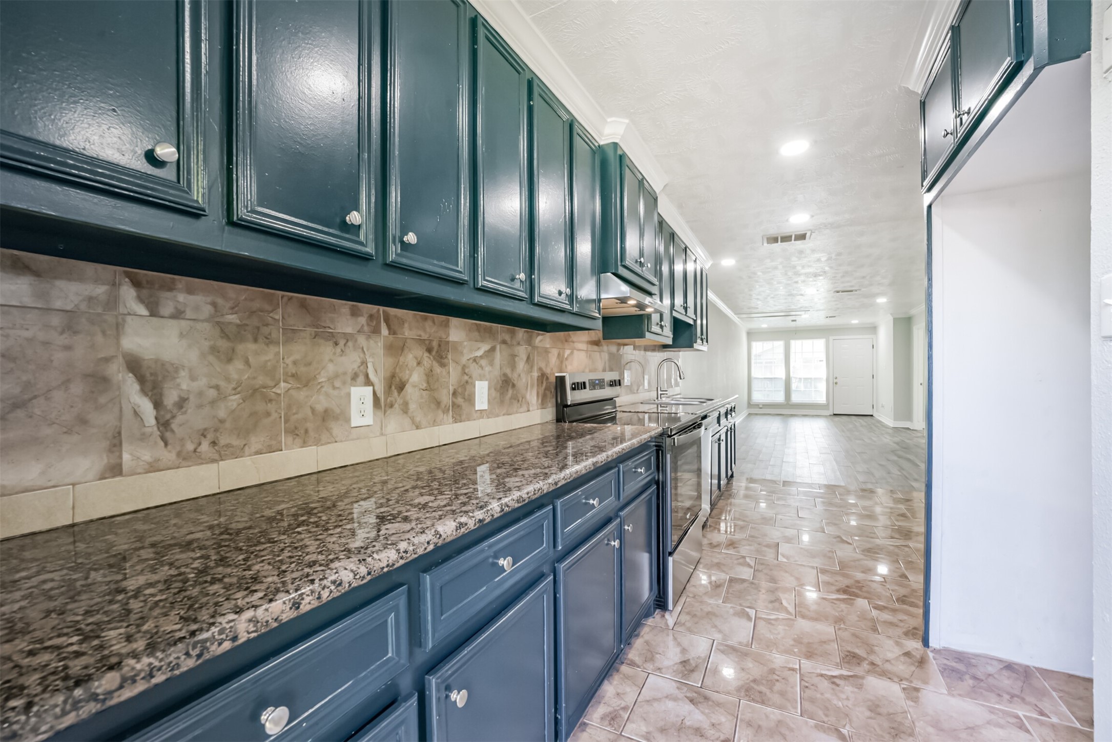 12812 Shannon Hills Drive Property Photo 13