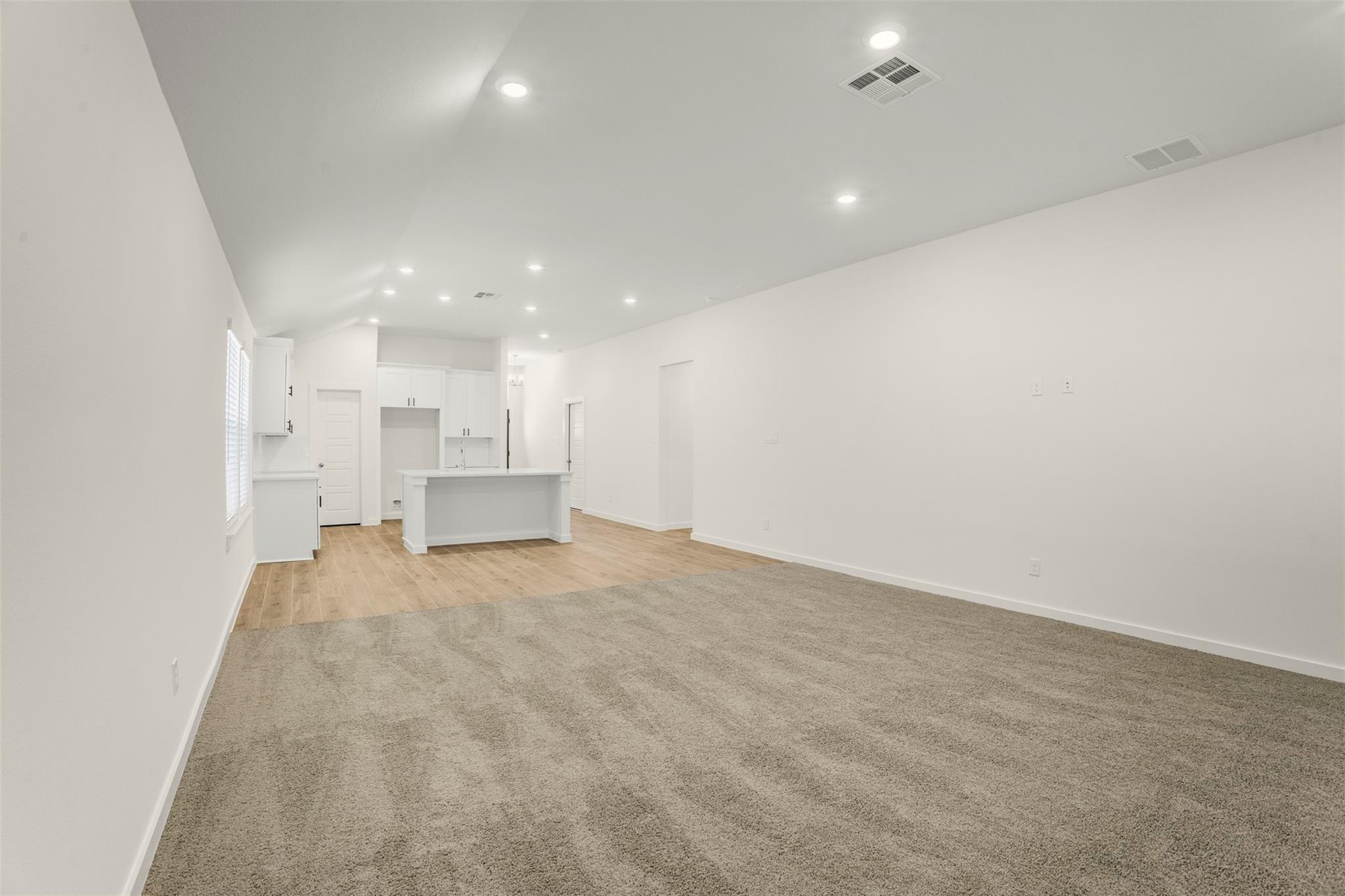 3210 Emerald Hills Drive Property Photo 11