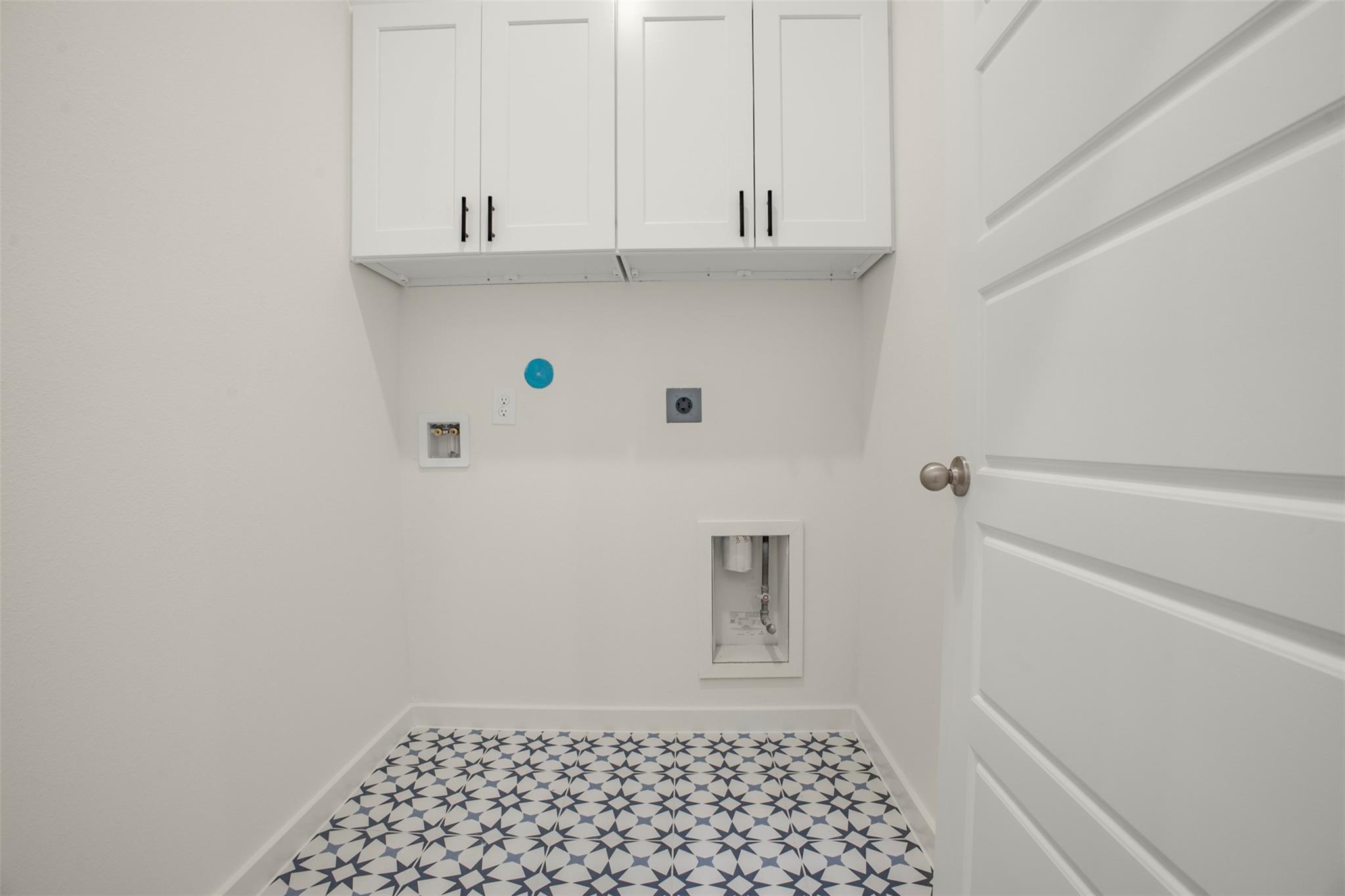 3210 Emerald Hills Drive Property Photo 18