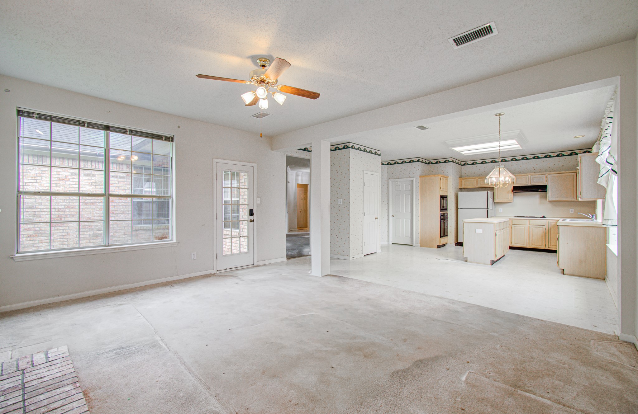 7107 Trimstone Drive Property Photo 10