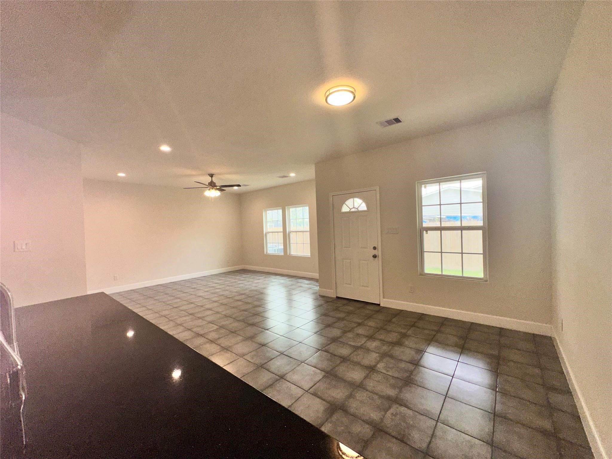 304 Armstrong Street Property Photo 6