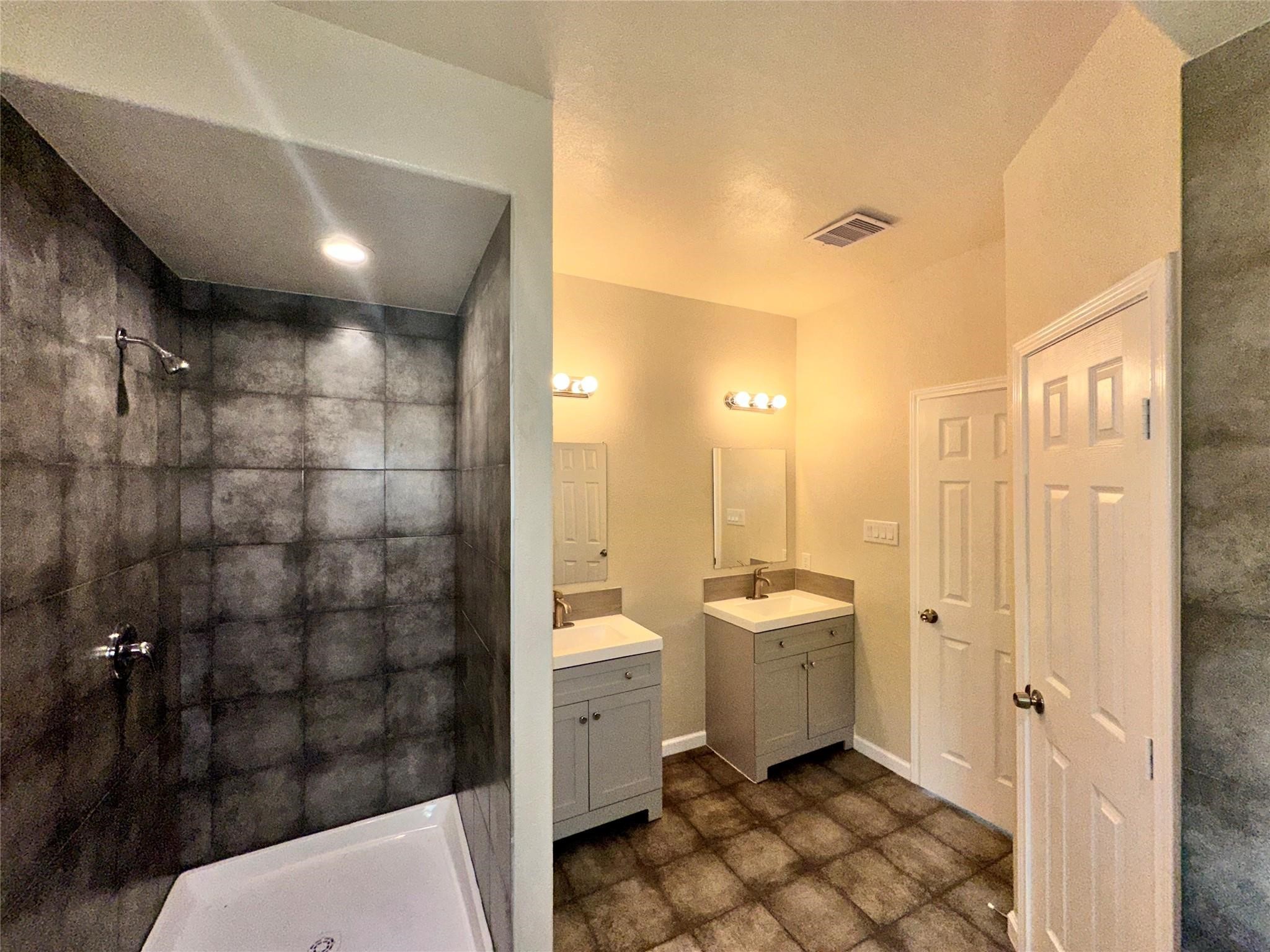 304 Armstrong Street Property Photo 13