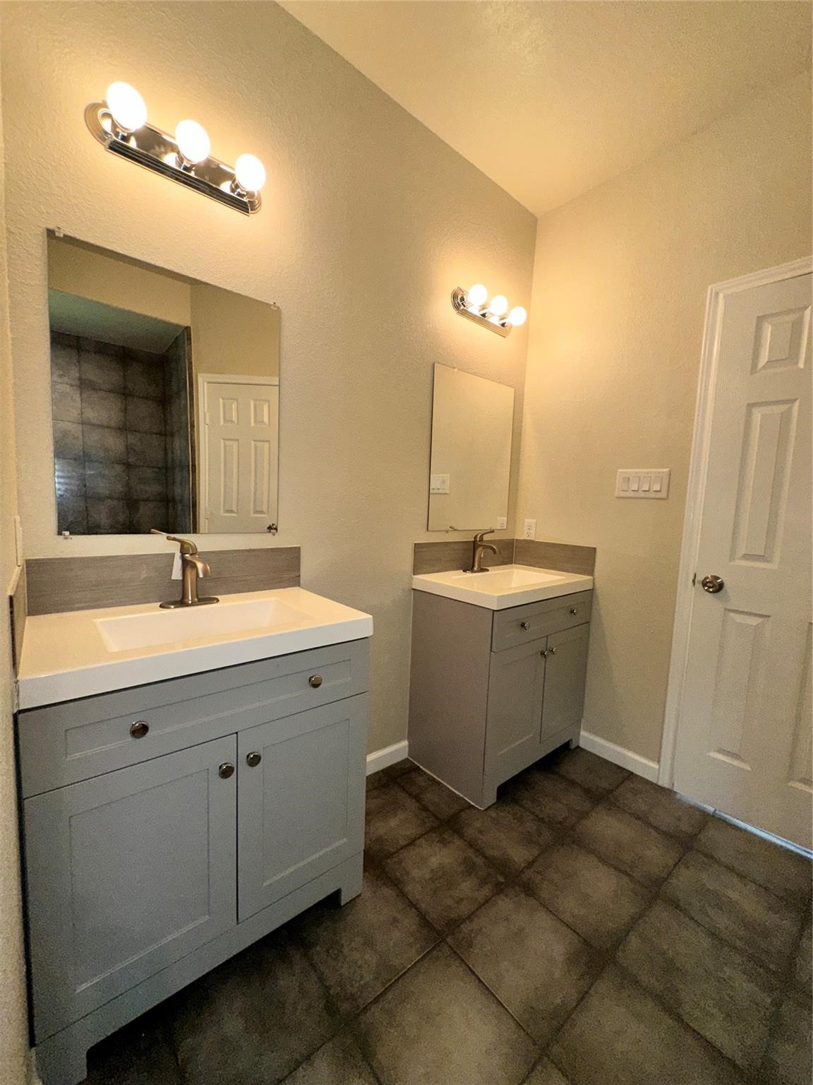 304 Armstrong Street Property Photo 15
