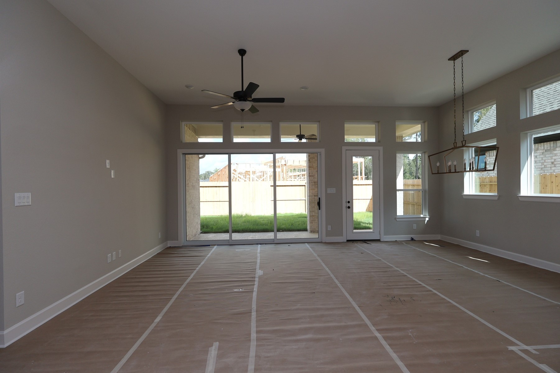 21928 Rolling Greens Road Property Photo 7