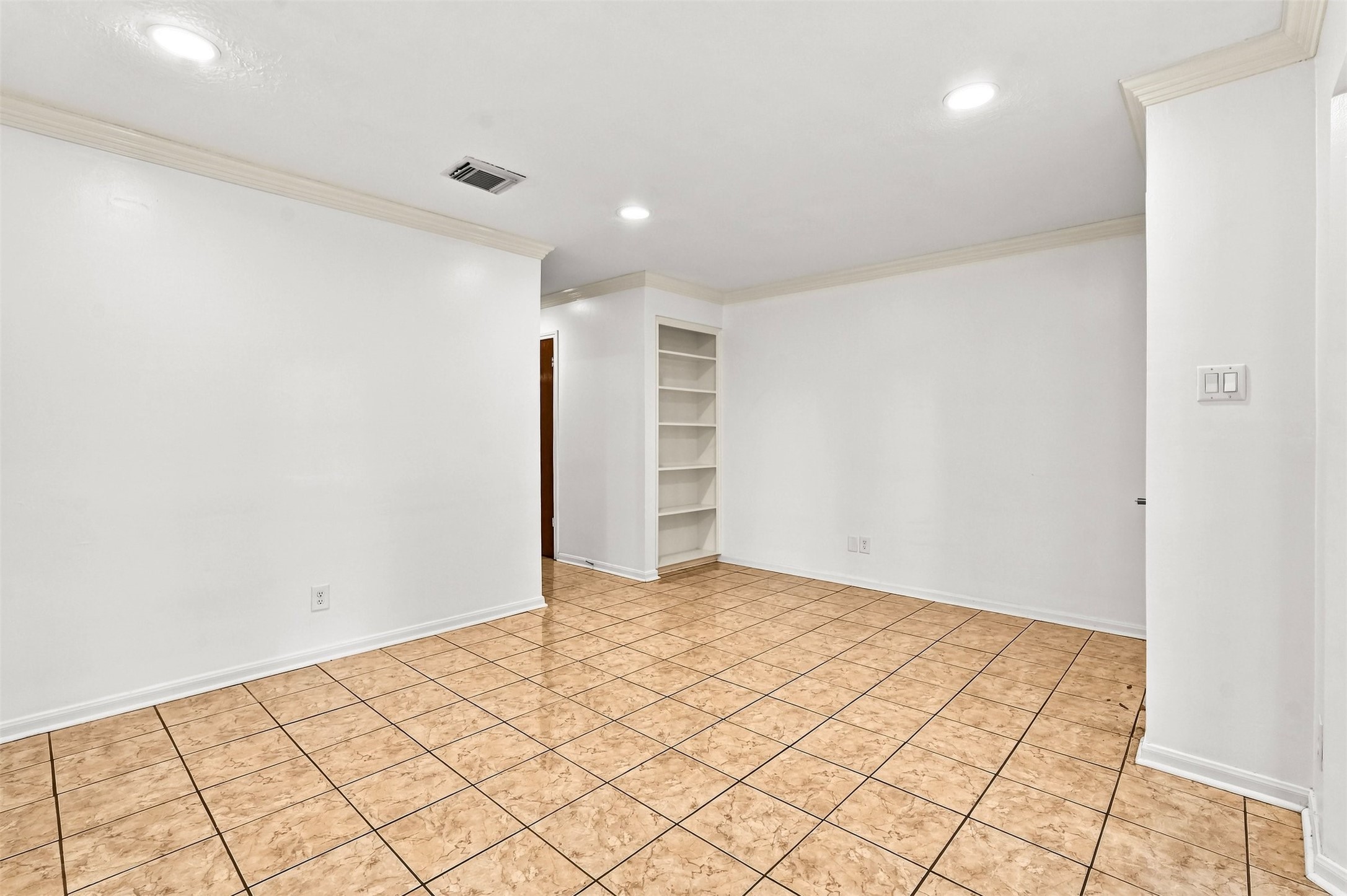 10652 Hazelhurst Drive 29 Property Photo 4