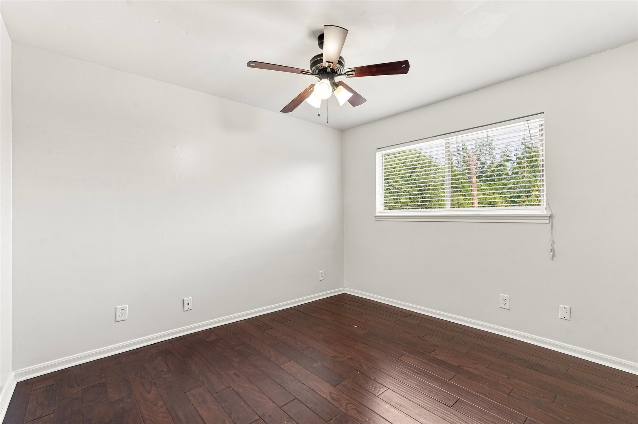 10652 Hazelhurst Drive 29 Property Photo 15