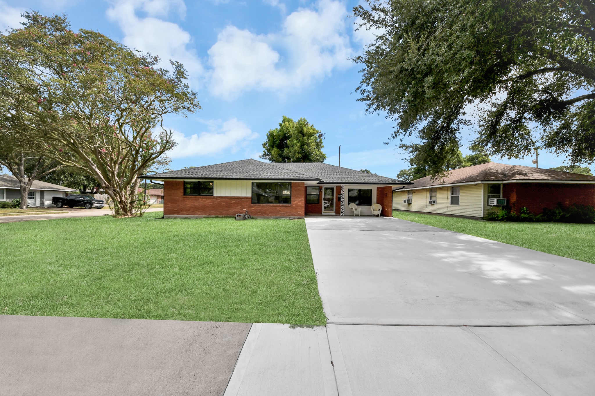 4501 Verdome Lane Property Photo 1