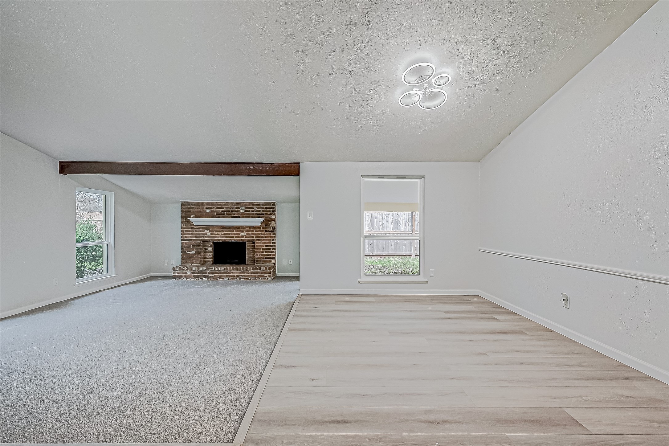 2107 Quail Valley East Drive Property Photo 13