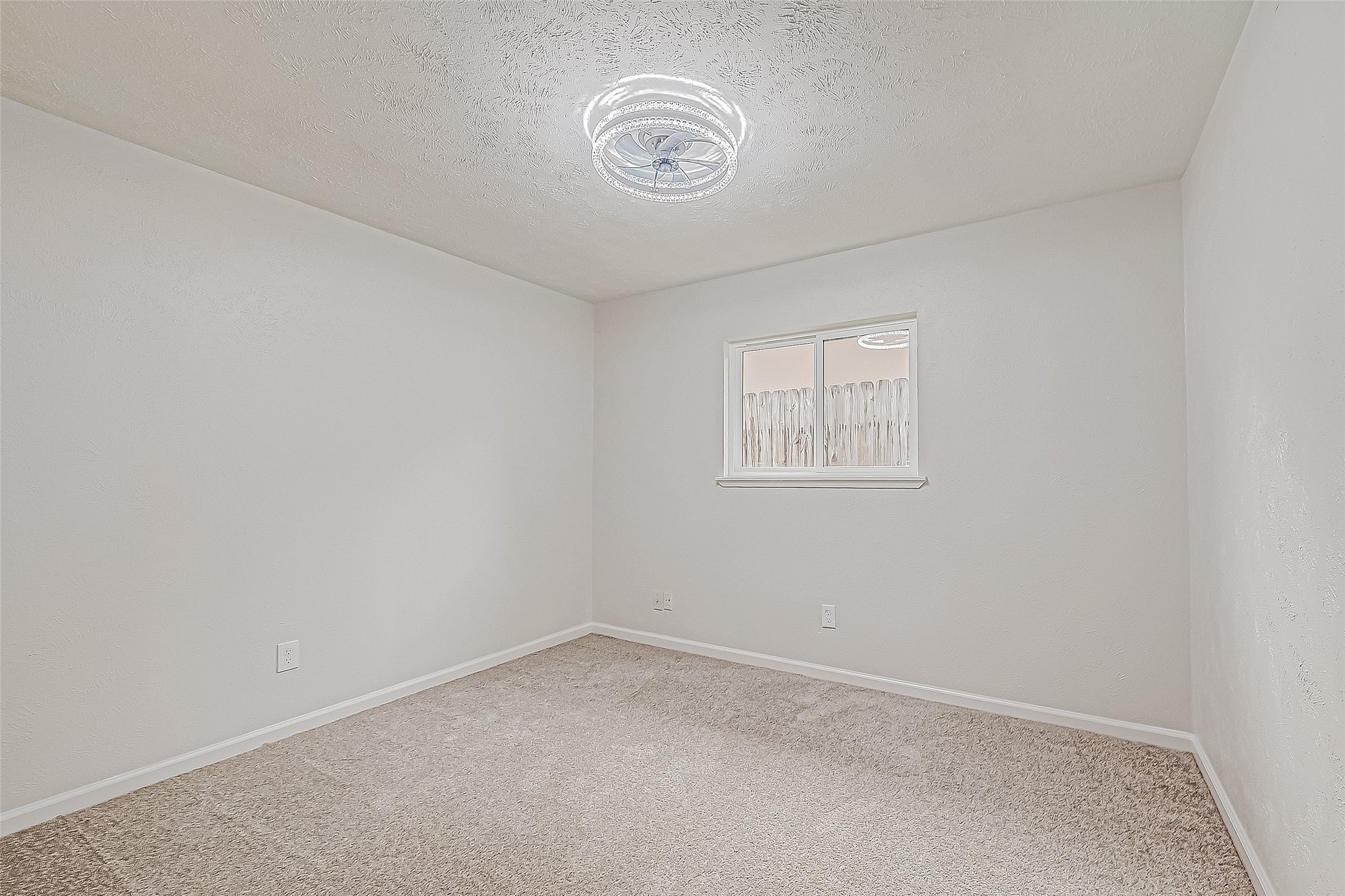 2107 Quail Valley East Drive Property Photo 21