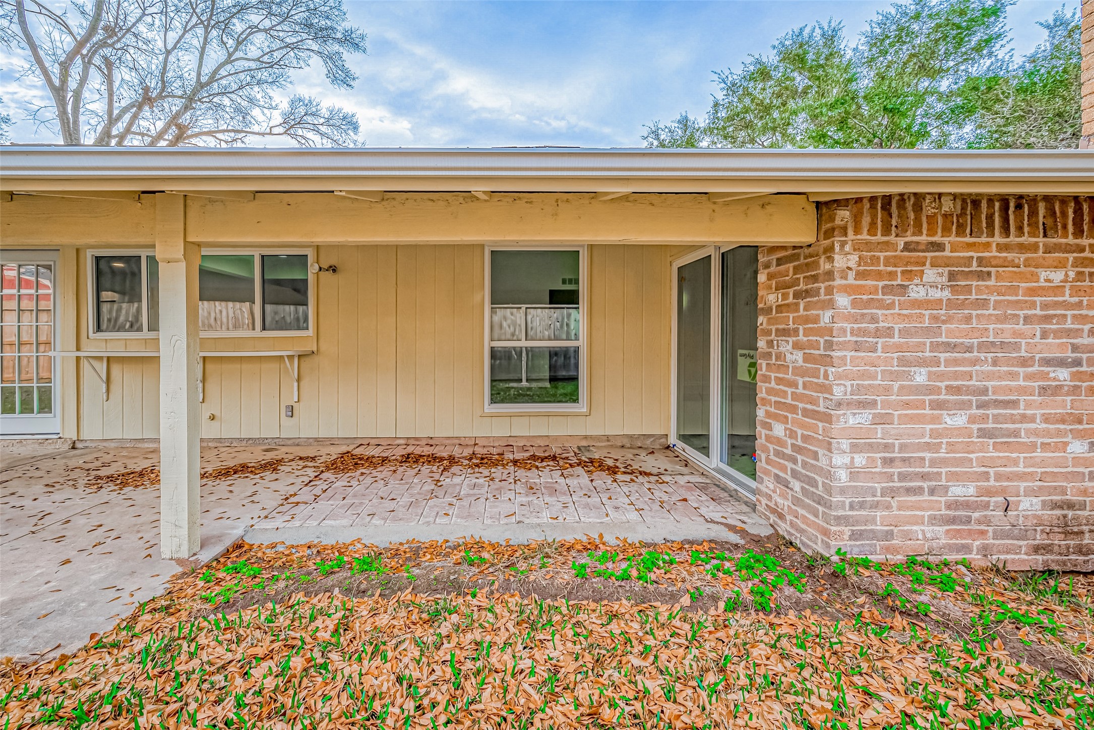 2107 Quail Valley East Drive Property Photo 40