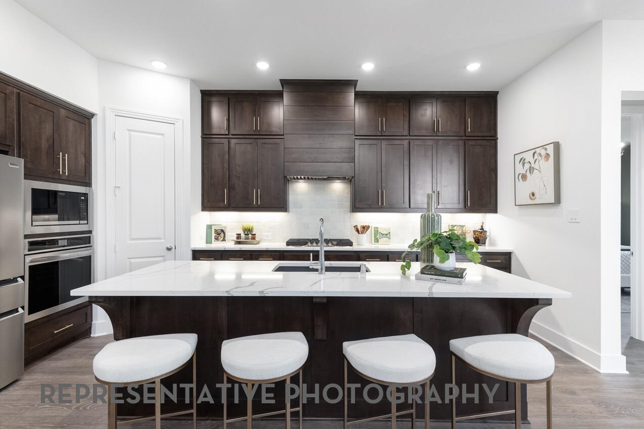 25014 Grassdale Lane Property Photo 4