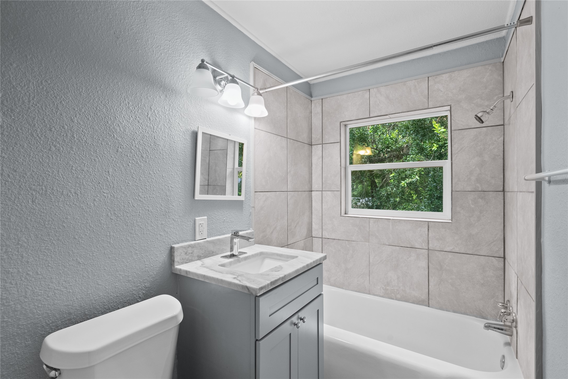 2324 Cedar Drive 3 Property Photo 7