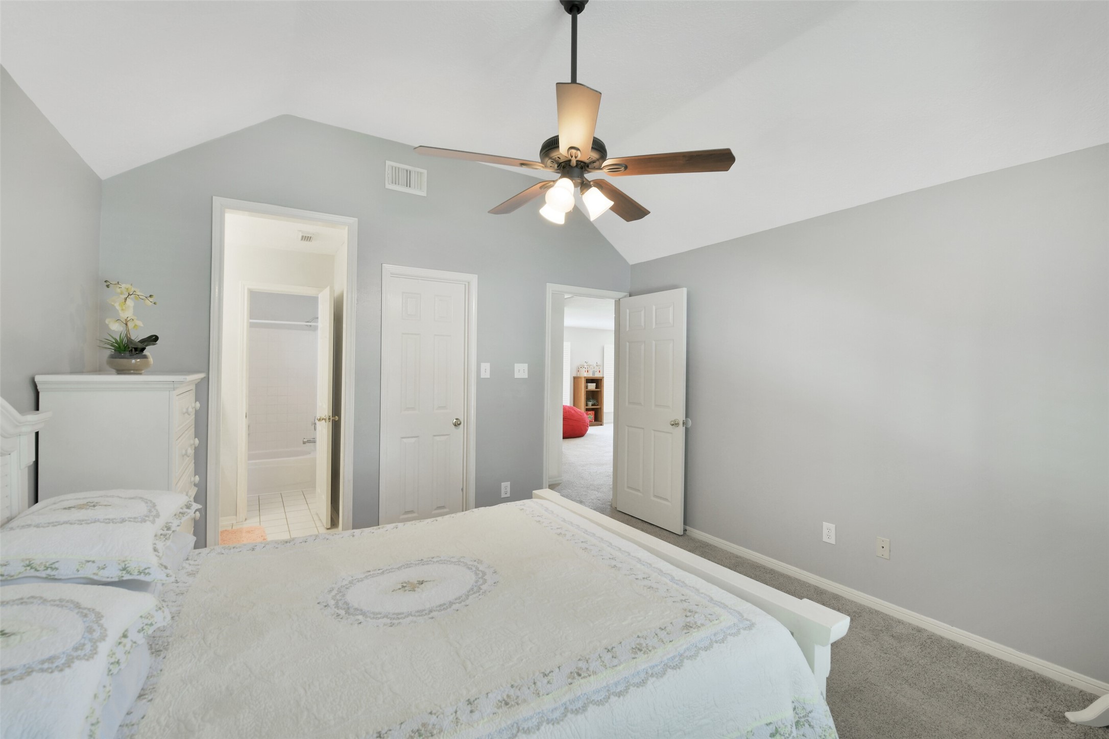 12911 Bristol Berry Drive Property Photo 32